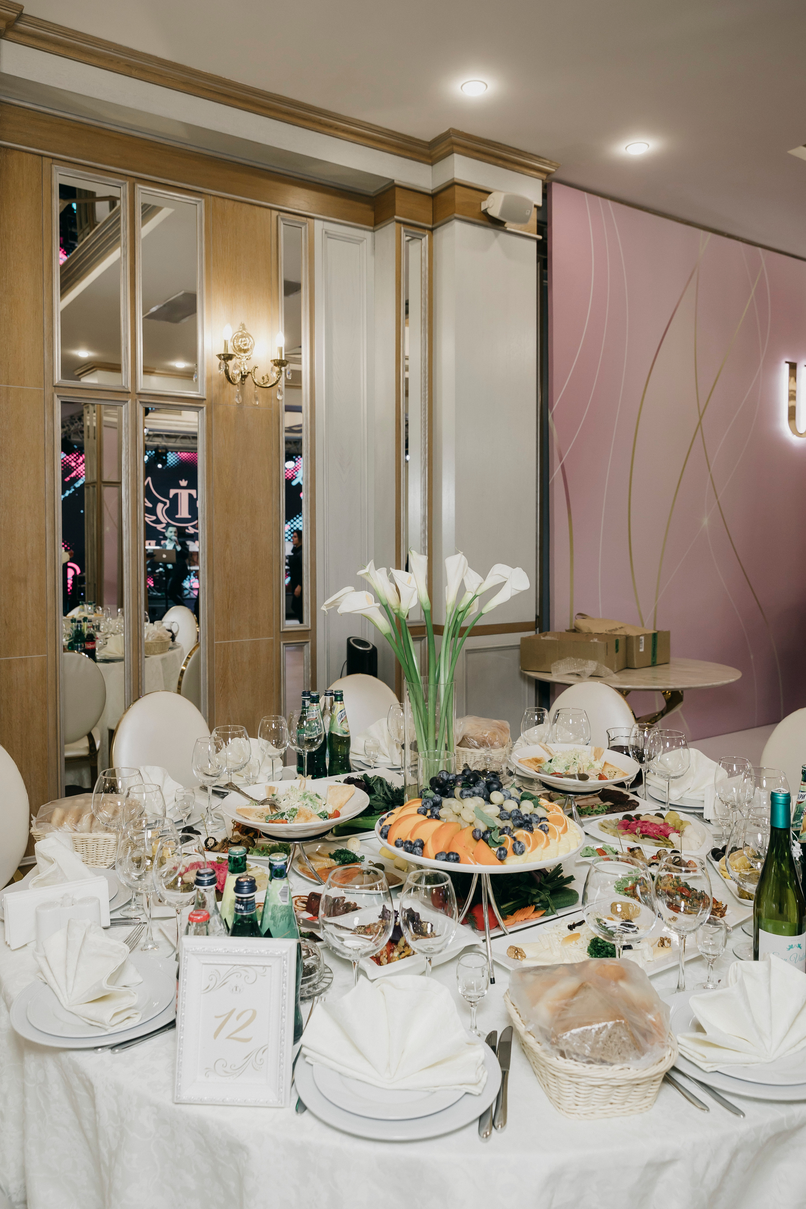 Свадебная фотосессия в Барвихе Luxury Village. Свадебный фотограф в Москве Екатерина Гусева