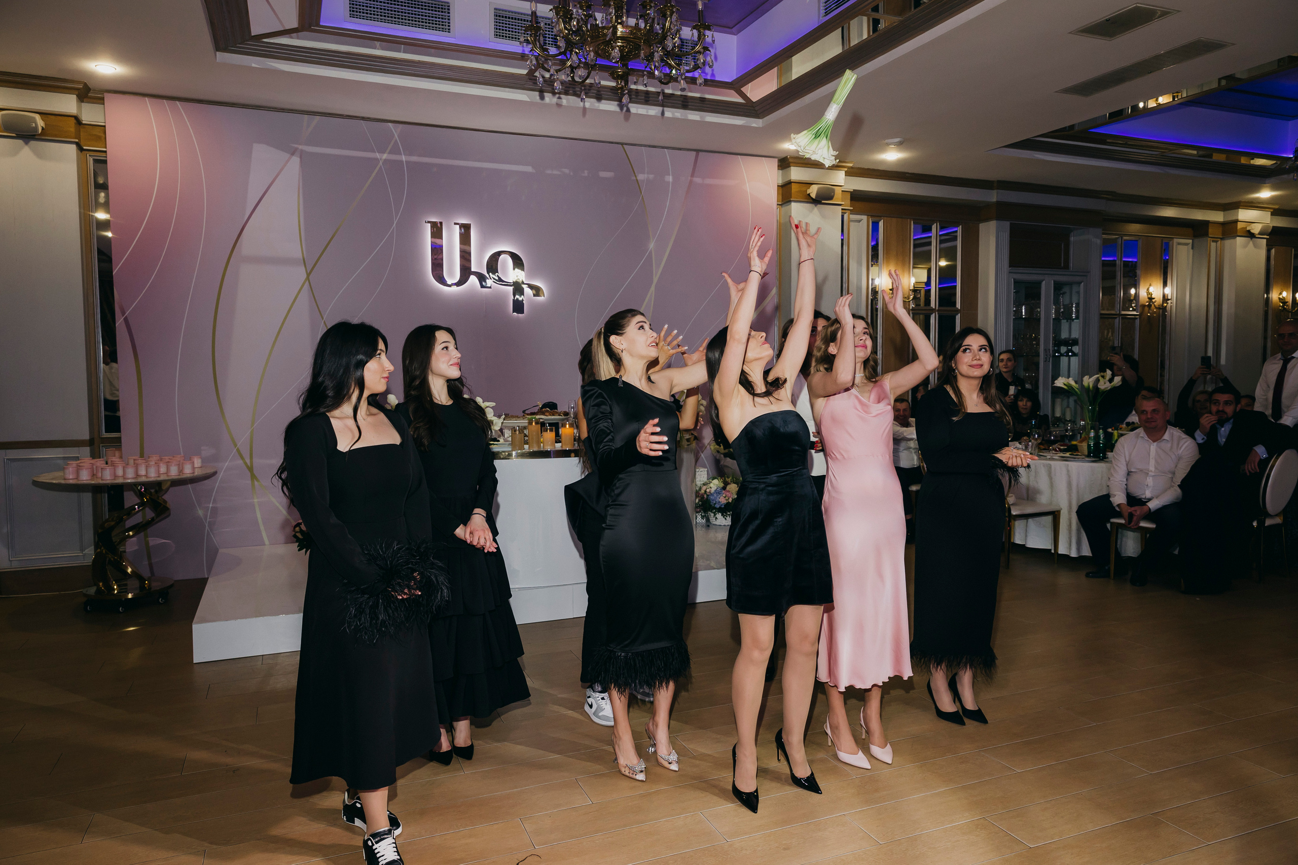 Свадебная фотосессия в Барвихе Luxury Village. Свадебный фотограф в Москве Екатерина Гусева