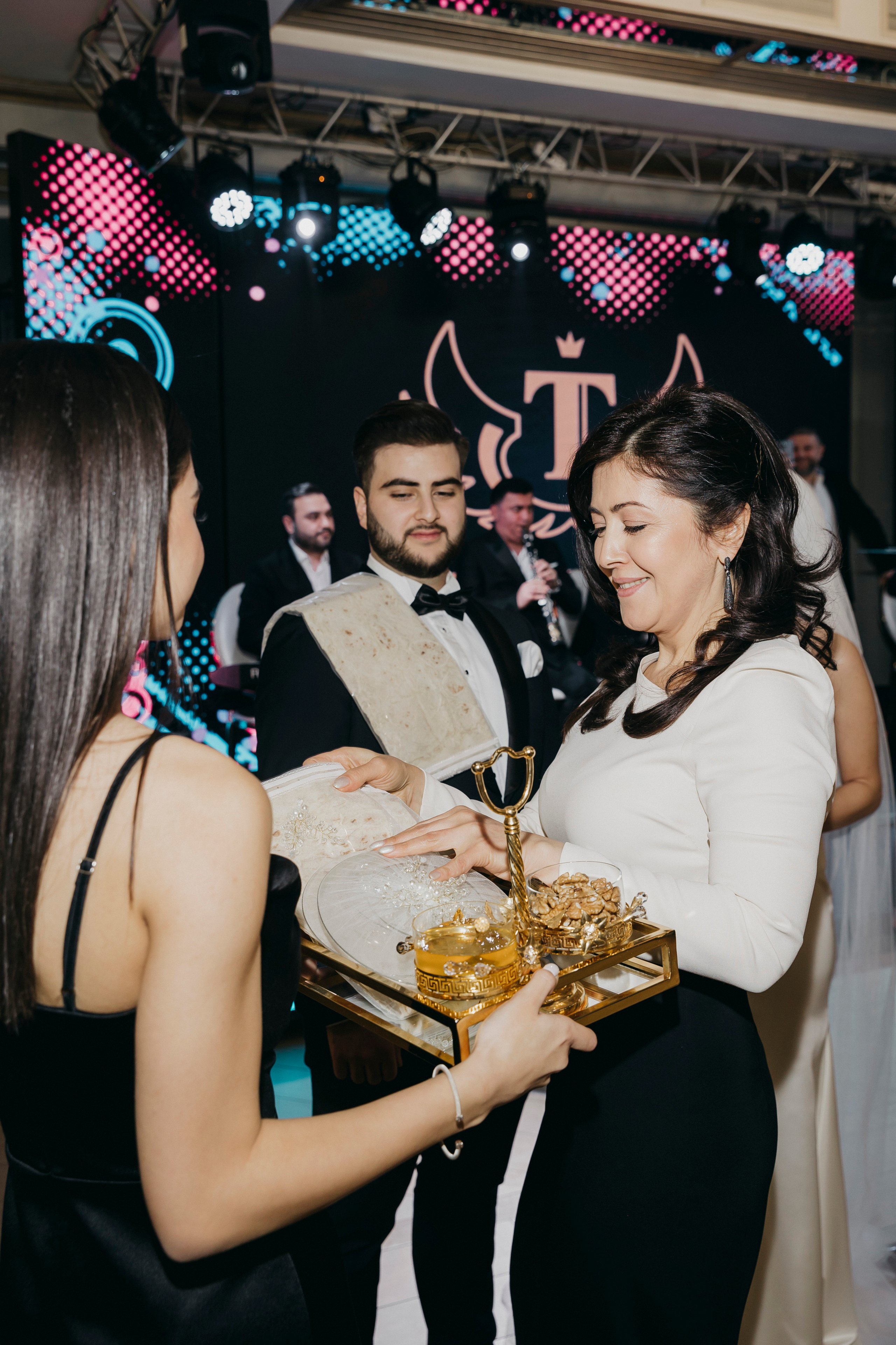 Свадебная фотосессия в Барвихе Luxury Village. Свадебный фотограф в Москве Екатерина Гусева