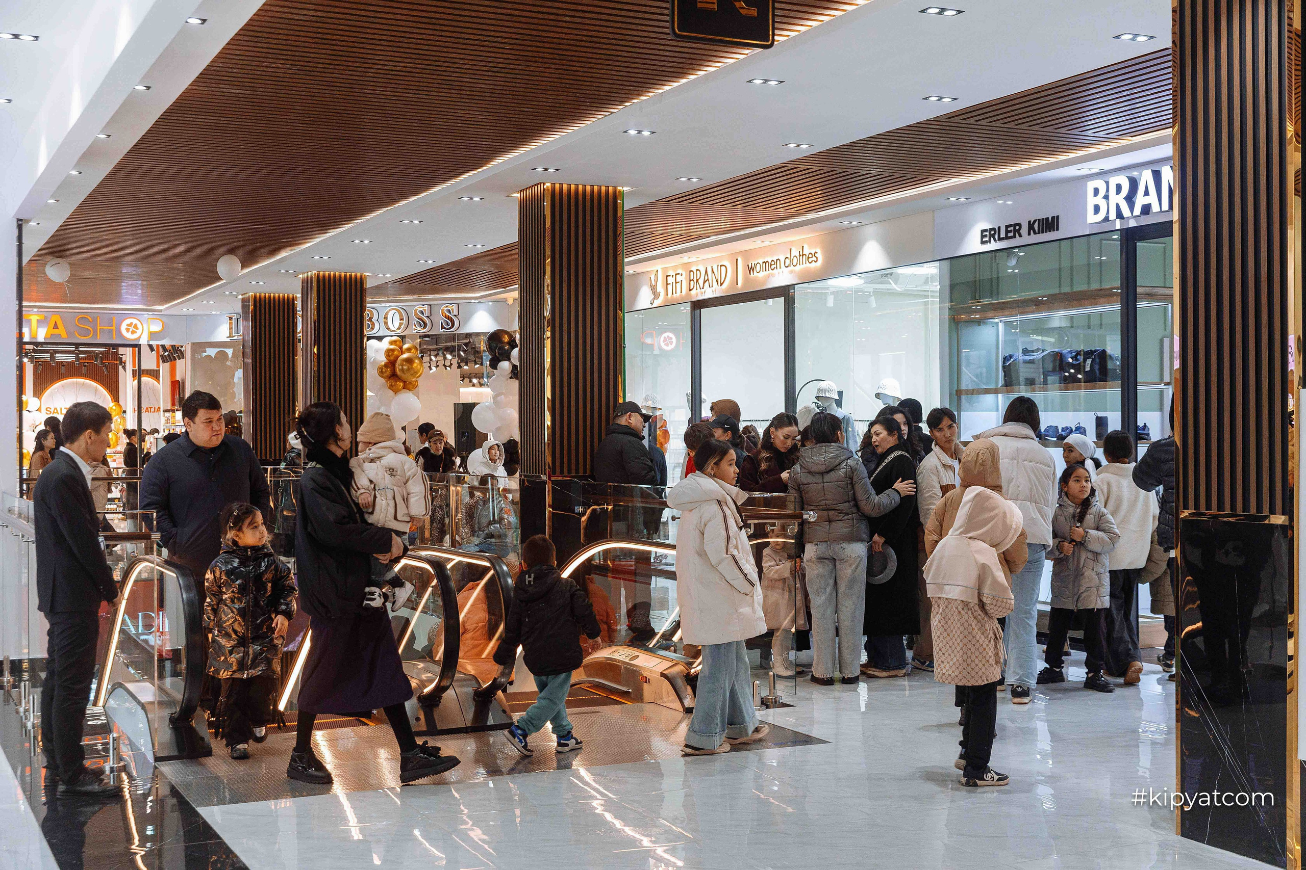 Официальное открытие ТРЦ «Royal Plaza»