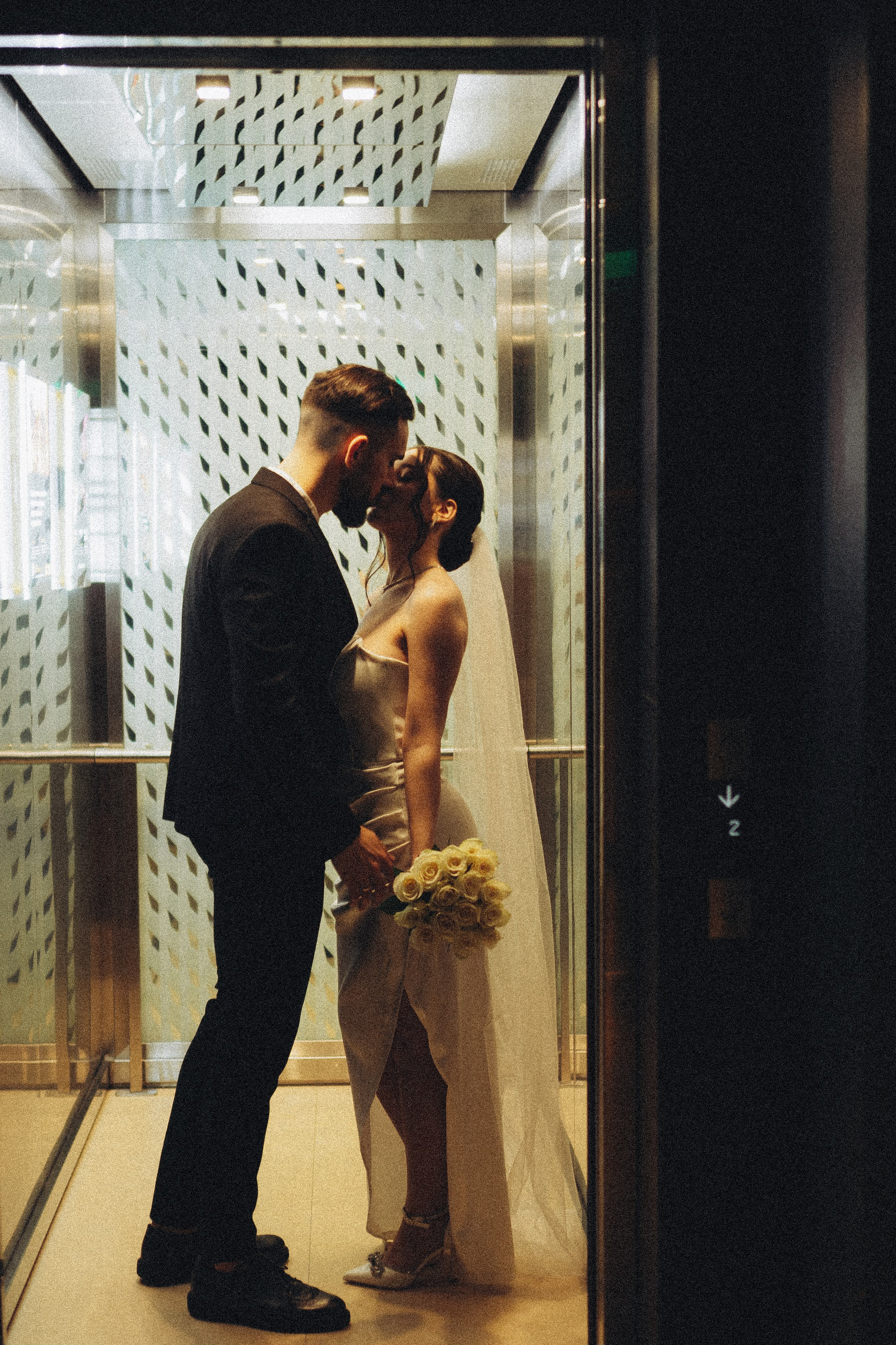 СВАДЕБНАЯ СЬЕМКА СБОРОВ ЖЕНИХА И НЕВЕСТЫ В ОТЕЛЕ И ТАКЖЕ ФОТОСЕССИИЯ В ОТЕЛЕЕ МЕГАПОЛИС БРЯНСК. Профессиональный фотограф, Санкт-Петербург — Виктория Богомолова