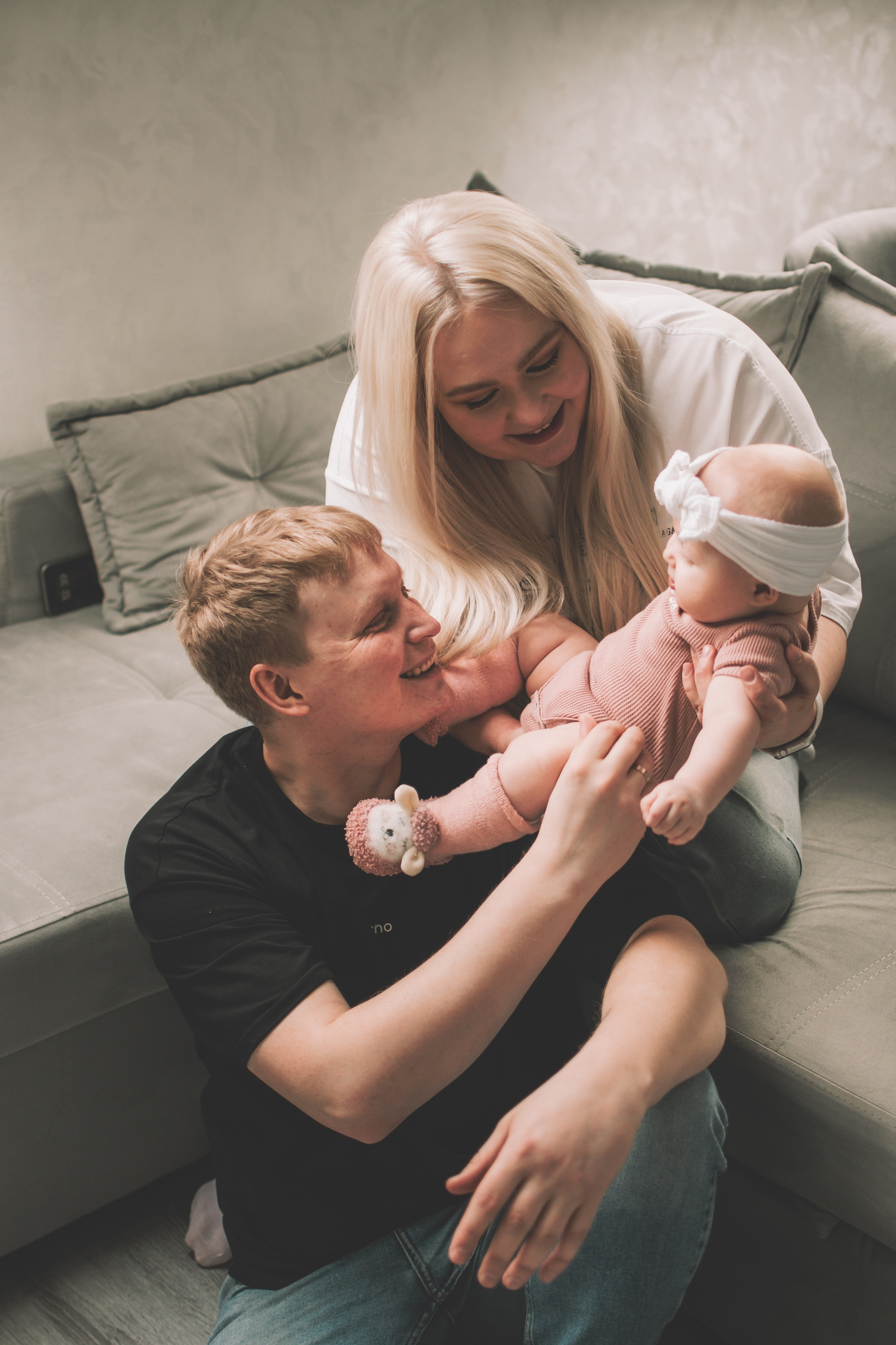 Съемка в честь полгодика. Семейный и свадебный фотограф Губкинский и Ставрополь