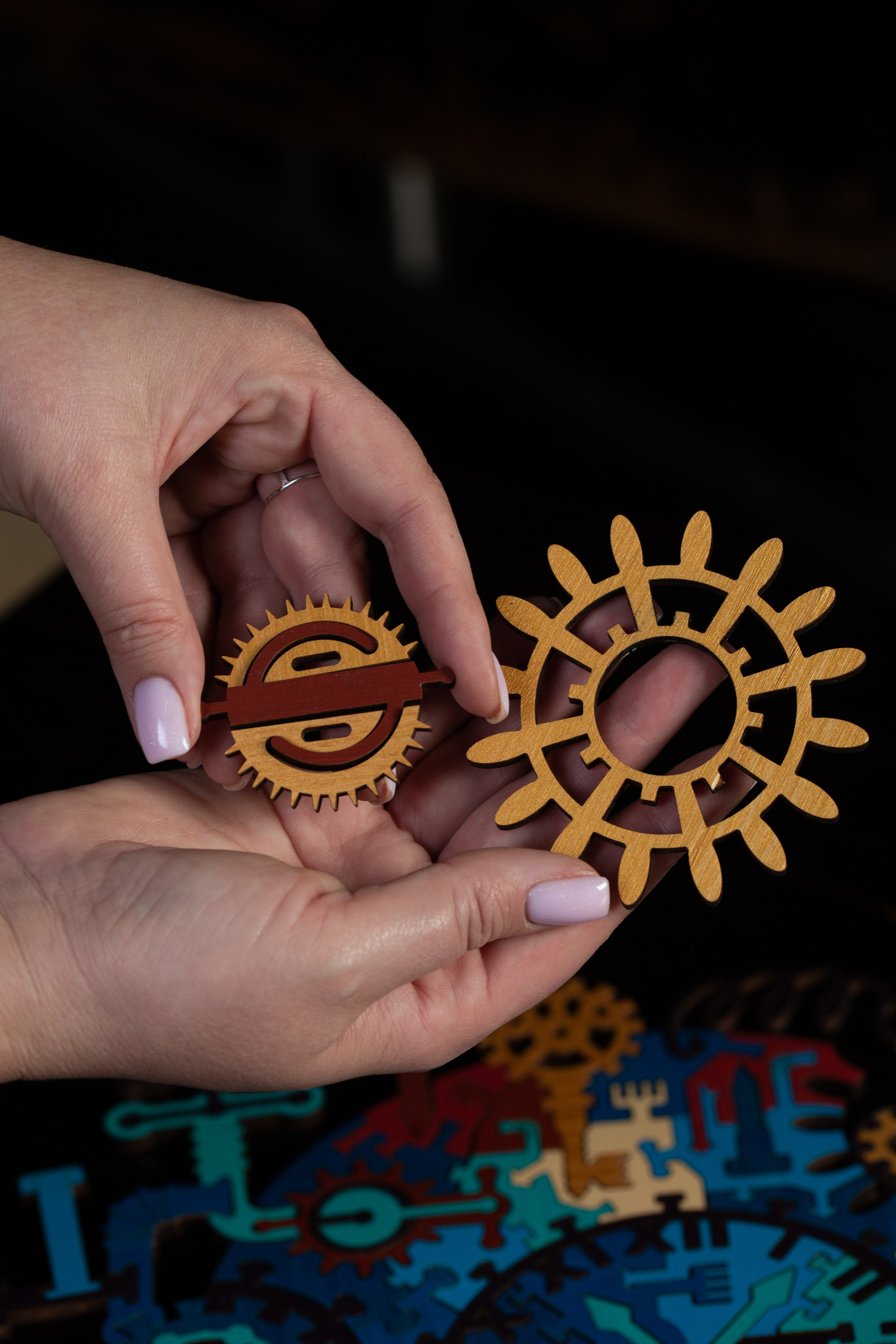 Предметная съемка в Сочи товара премиум качества — деревянные пазлы, съемка для соцсетей, для сайта. Предметный и фудфотограф в Сочи Дарина Погодаева