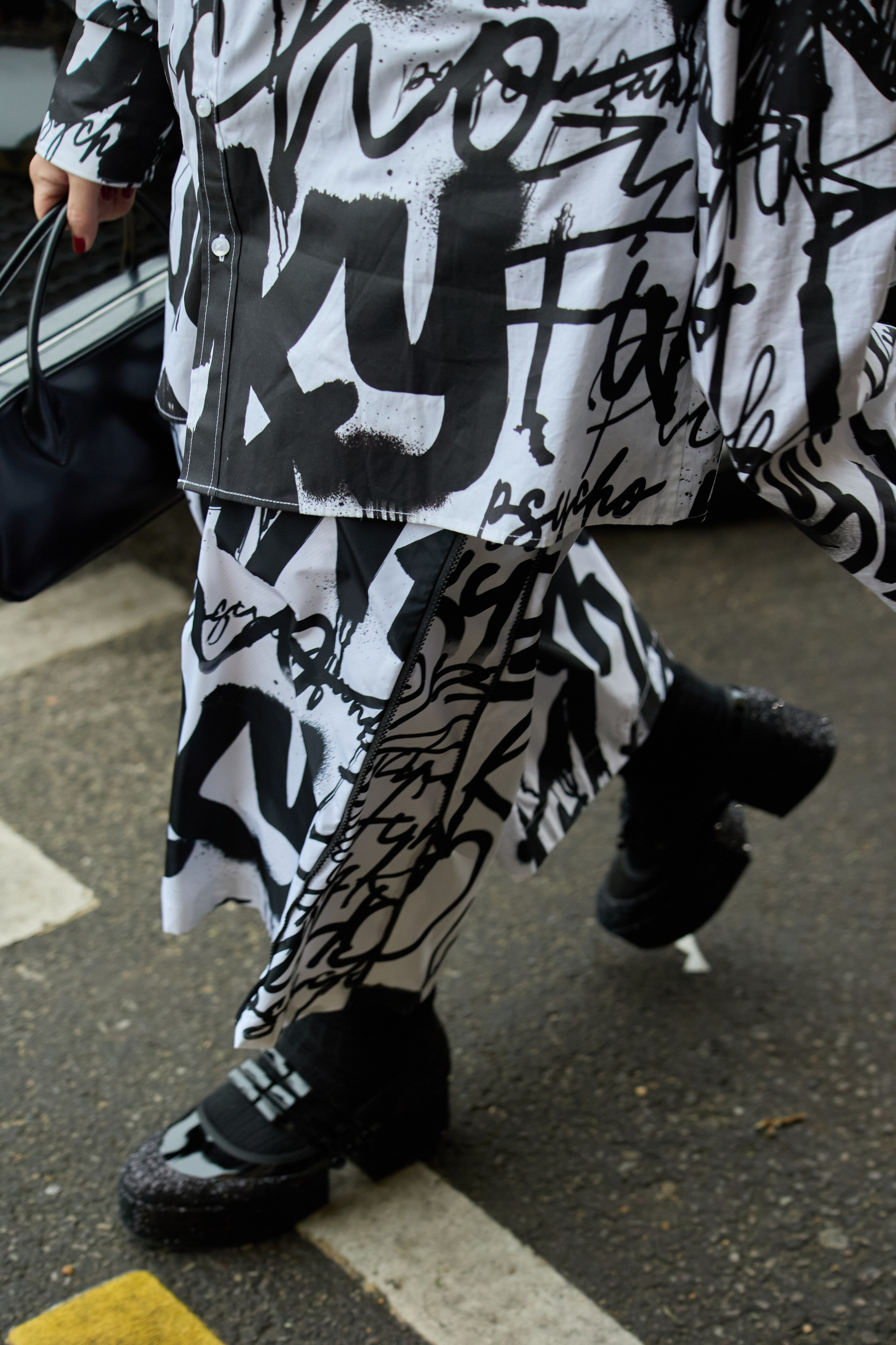 PFW MENSWEAR FALL/WINTER 25/26 LEMAIRE. Photographer in Milan Ivan Goncharov