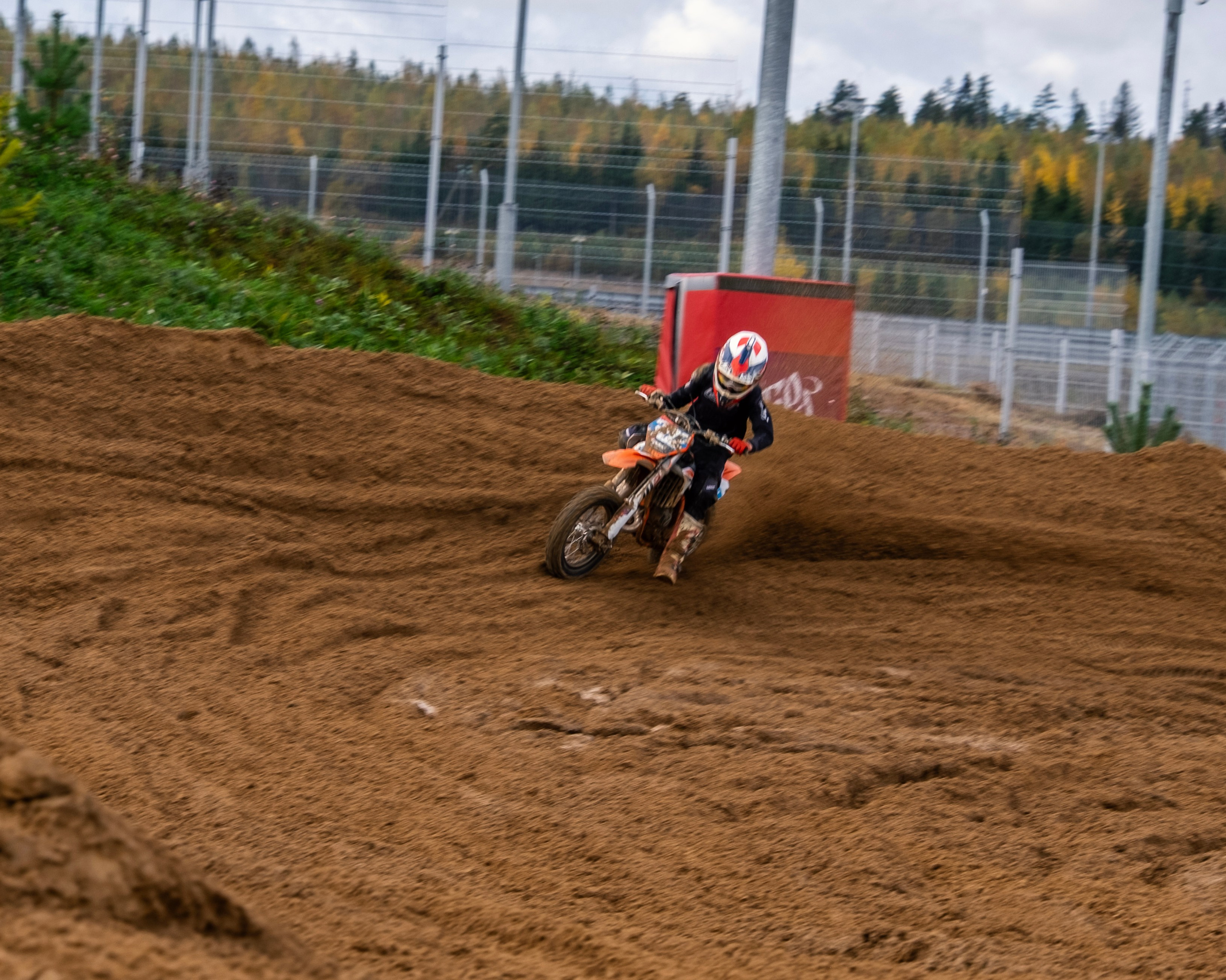 Мотокросс (Игора Драйв). Автомобильные фотографии и рисунки в Санкт-Петербурги Пашков Дмитрий