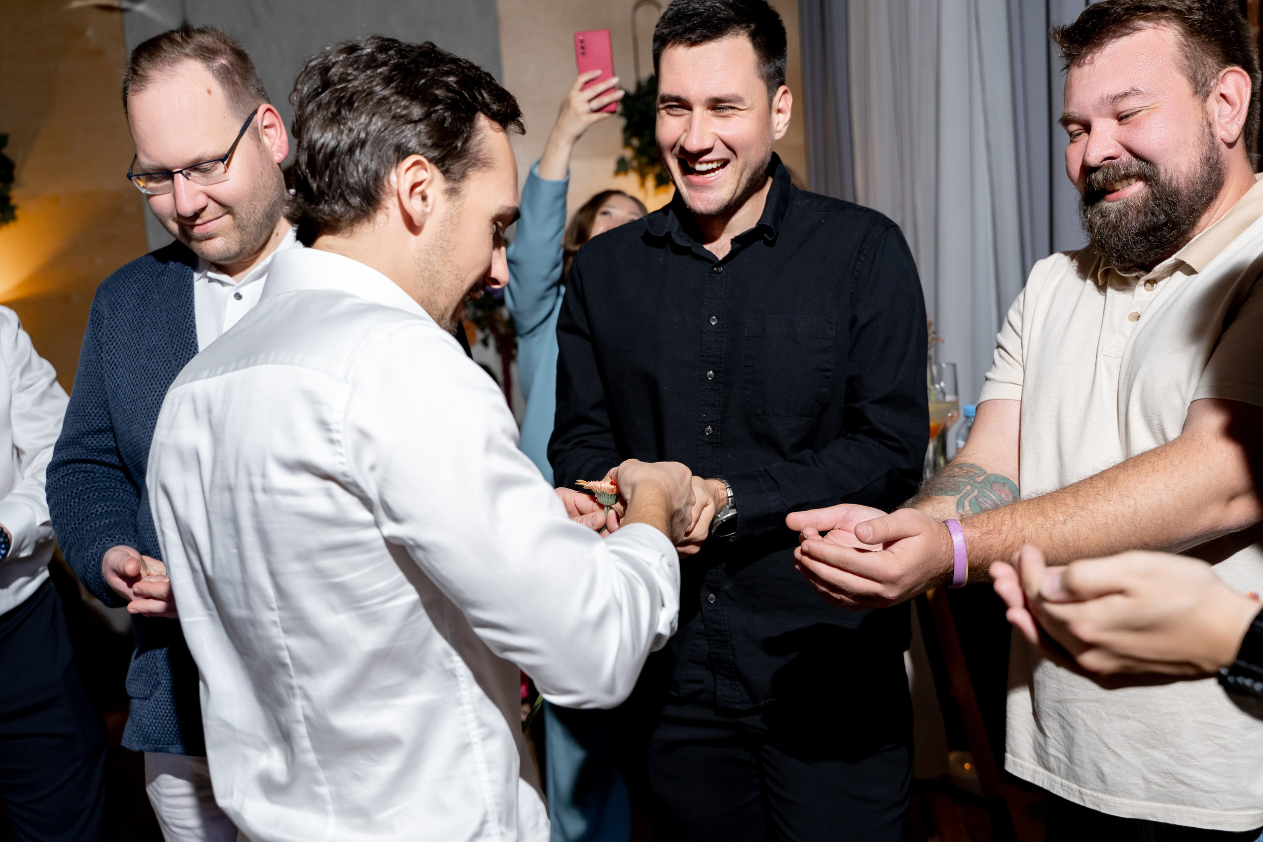 Репортаж мероприятия, репортажная съемка в Москве и Московской области, фотограф на мероприятие, фотосъемка юбилея, репортаж свадьбы, event, фотосессия на фотозоне, фотограф на юбилей, фотограф на день рождения, репортажный фотограф, съемка мероприятия, съемка на фотозоне, фотограф на корпоратив, фотограф на свадьбу, фотограф на детский праздник, фотограф на выпускной. Свадебный репортаж в лофте.