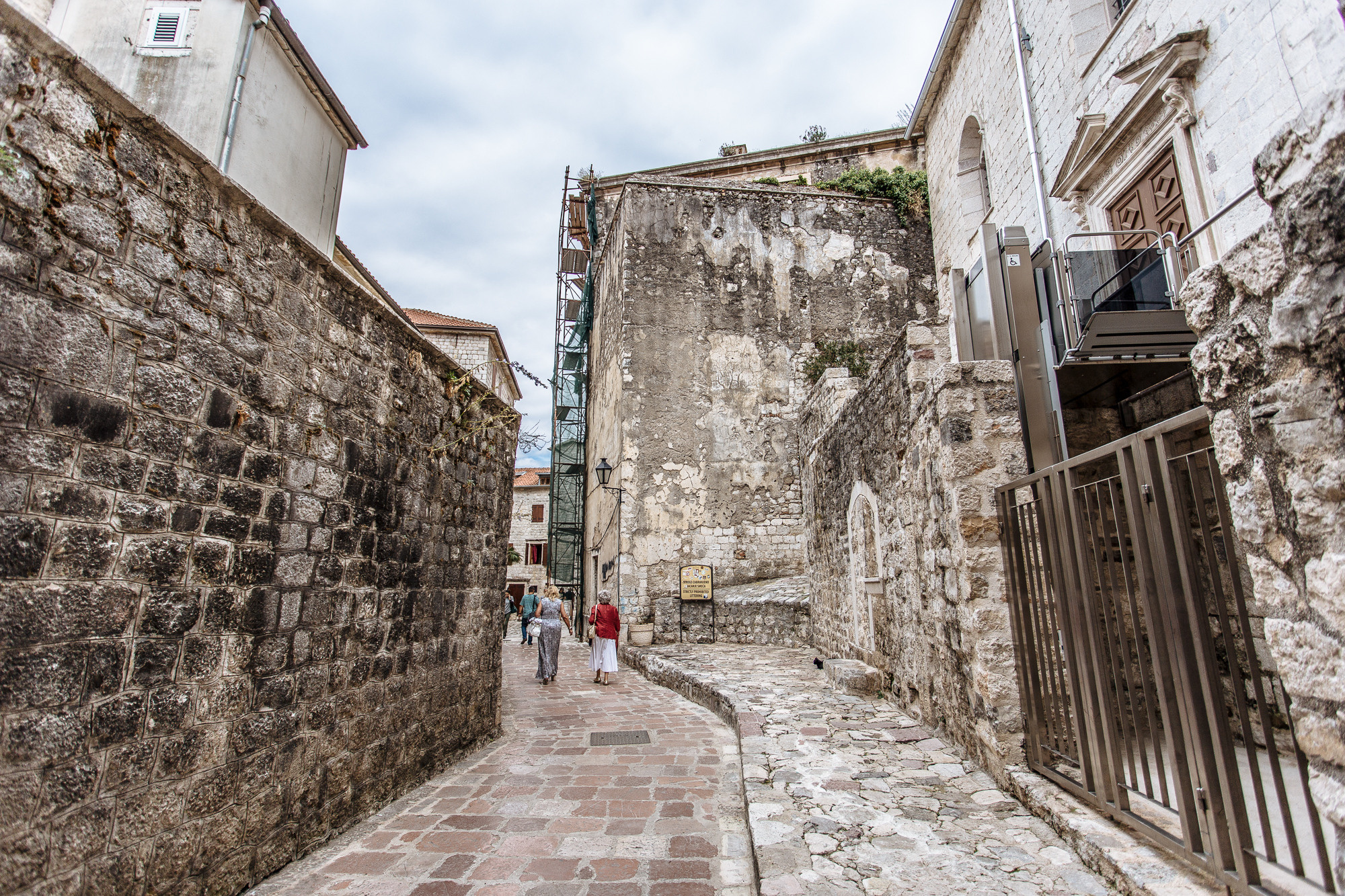 Черногория. Хороший репортажный и промышленный фотограф в Казани Алексей Щелконогов