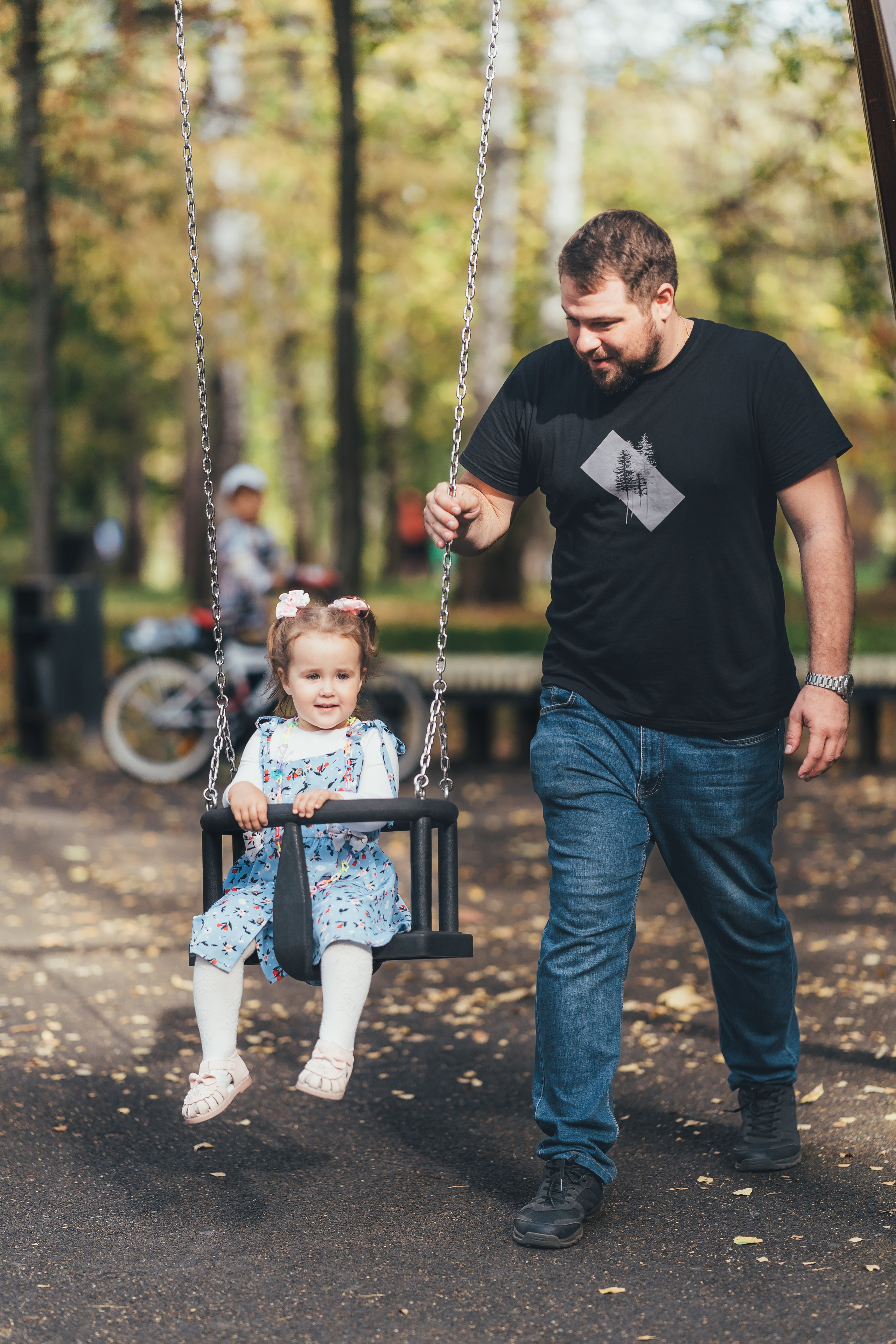 Денис с дочкой, Балашиха, парк Пехорка. Наталья Дукалова фотограф Щелково Королев Пушкино Москва Балашиха