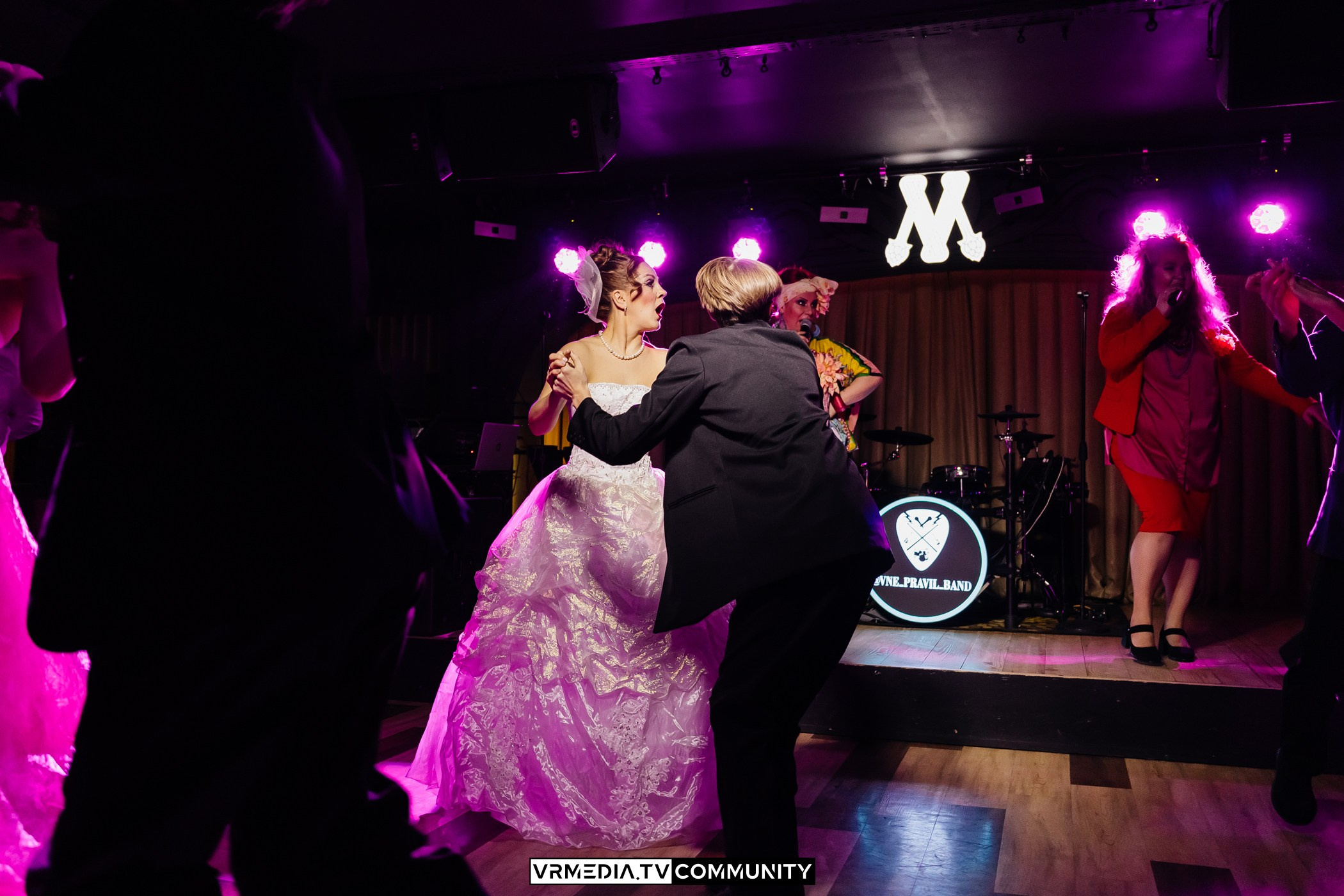 Большая свадьба в ресторане «Мюнхен»