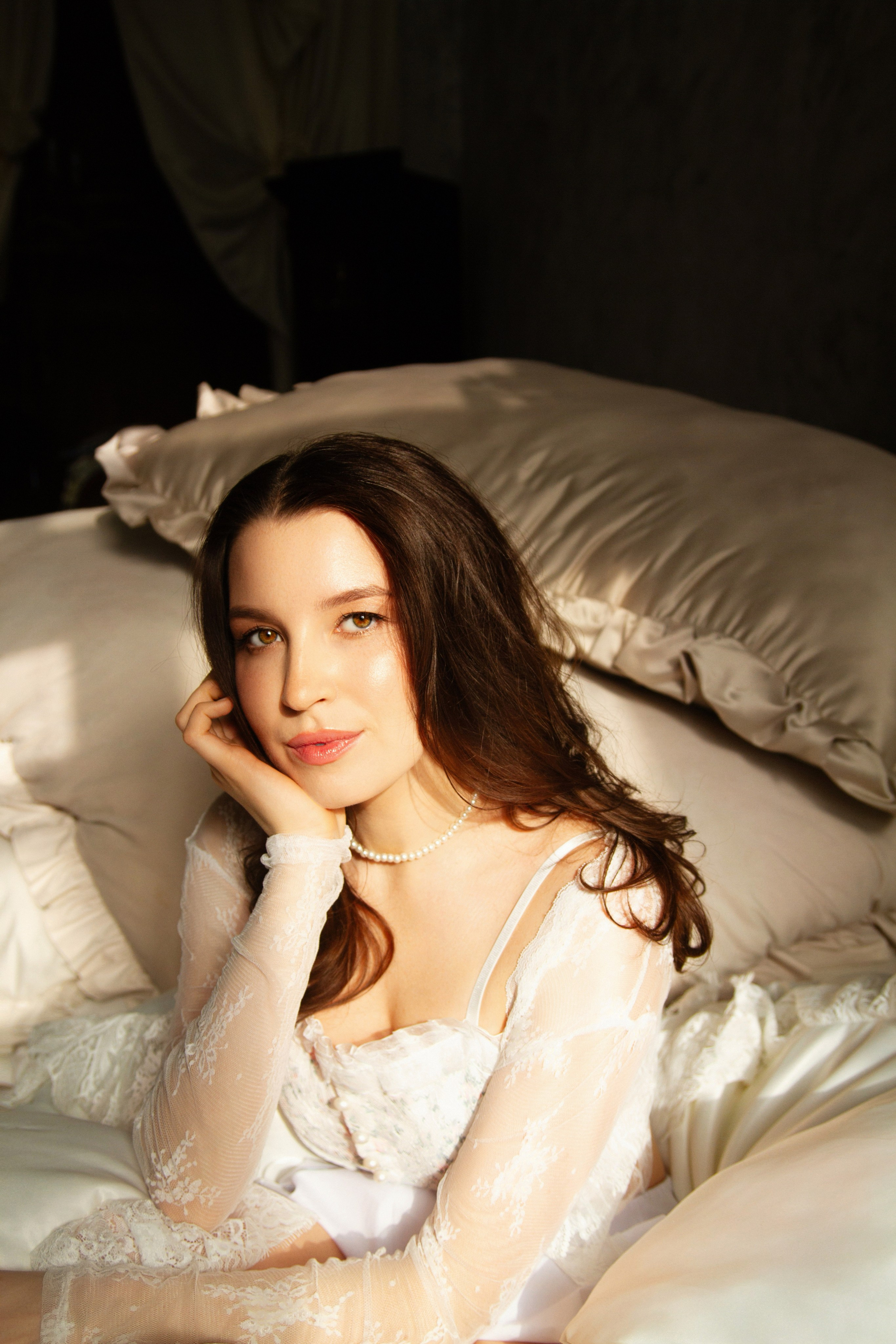 Свадебный образ макияж для невест Москве. СВАДЕБНЫЙ ВИЗАЖИСТ-СТИЛИСТ МОСКВА ЖУКОВСКИЙ ПРИЧЕСКИ МАКИЯЖ БРОВИ РЕСНИЦЫ ВЫЕЗД