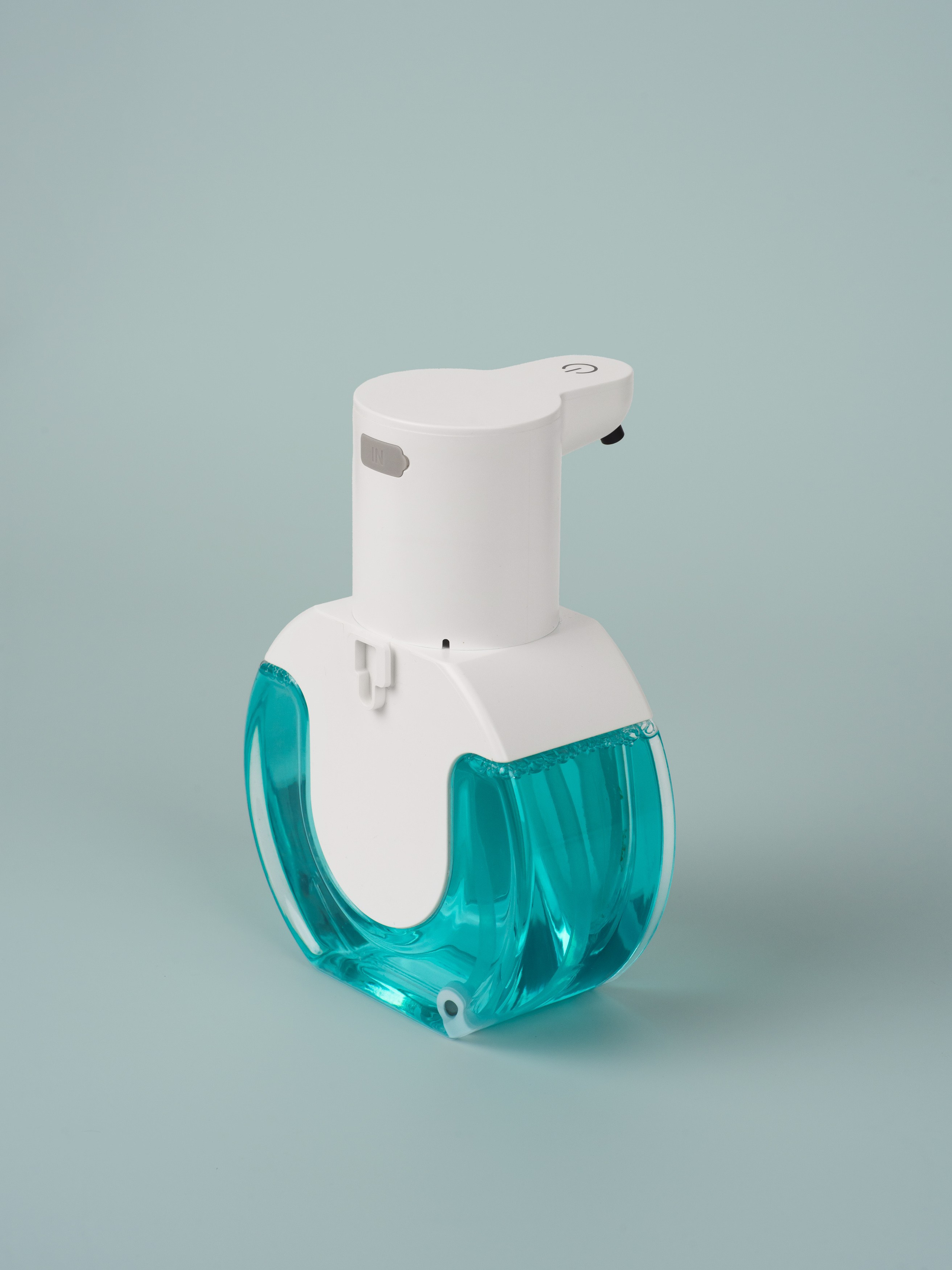 Дозатор для мыла. Предметный фотограф, инфографика и видео в Санкт-Петербурге