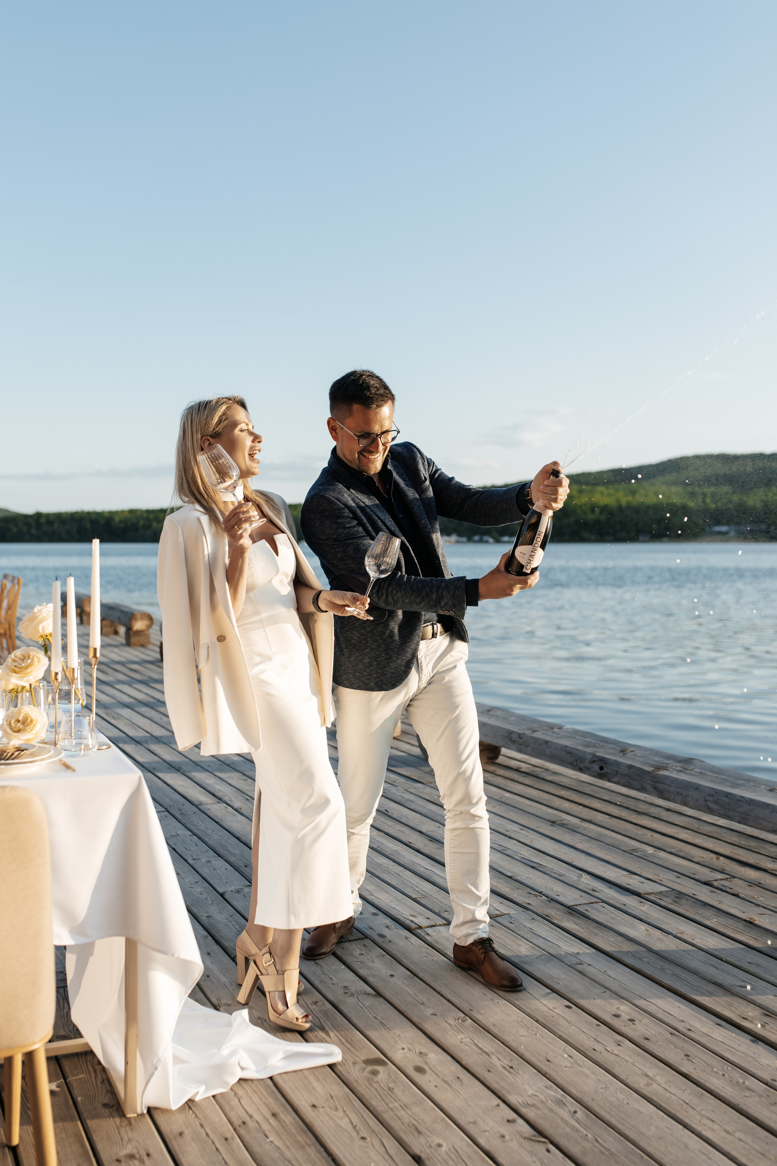 Свидание у моря во Владивсотоке. Организация свадеб и других мероприятий во Владивостоке от «Рядом быть»