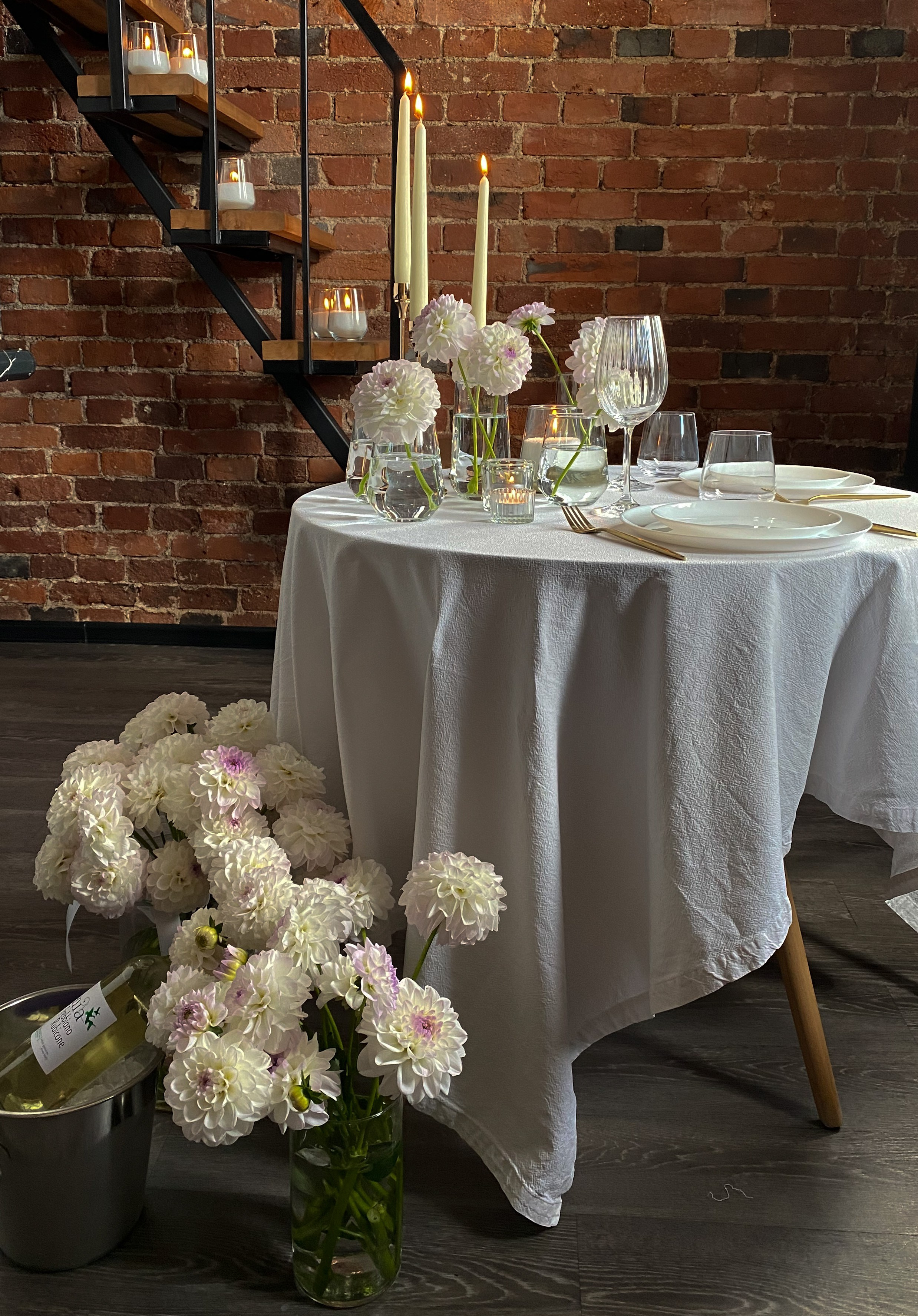 Свидание в отеле во Владивостоке. Организация свадеб и других мероприятий во Владивостоке от «Рядом быть»