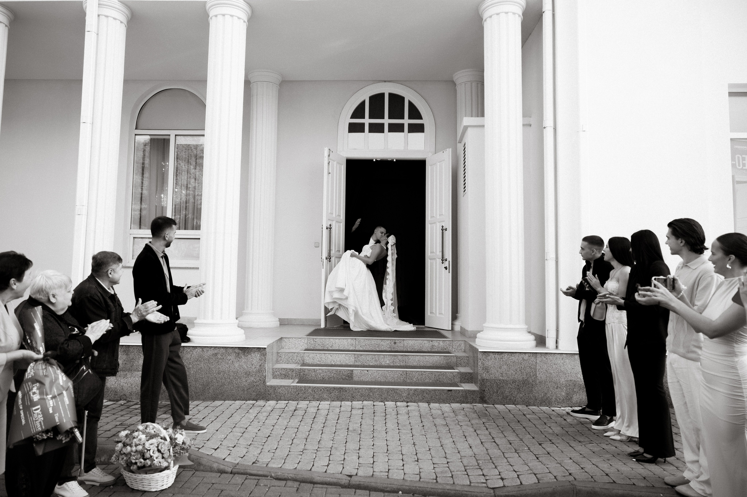 М| Е. Главная