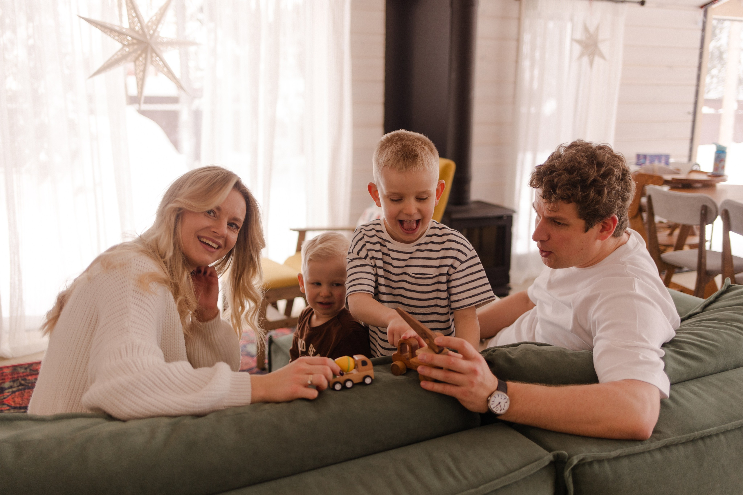 Акрам Ульяна и мальчишки. Фотграф в Москве Кузьмина Мария