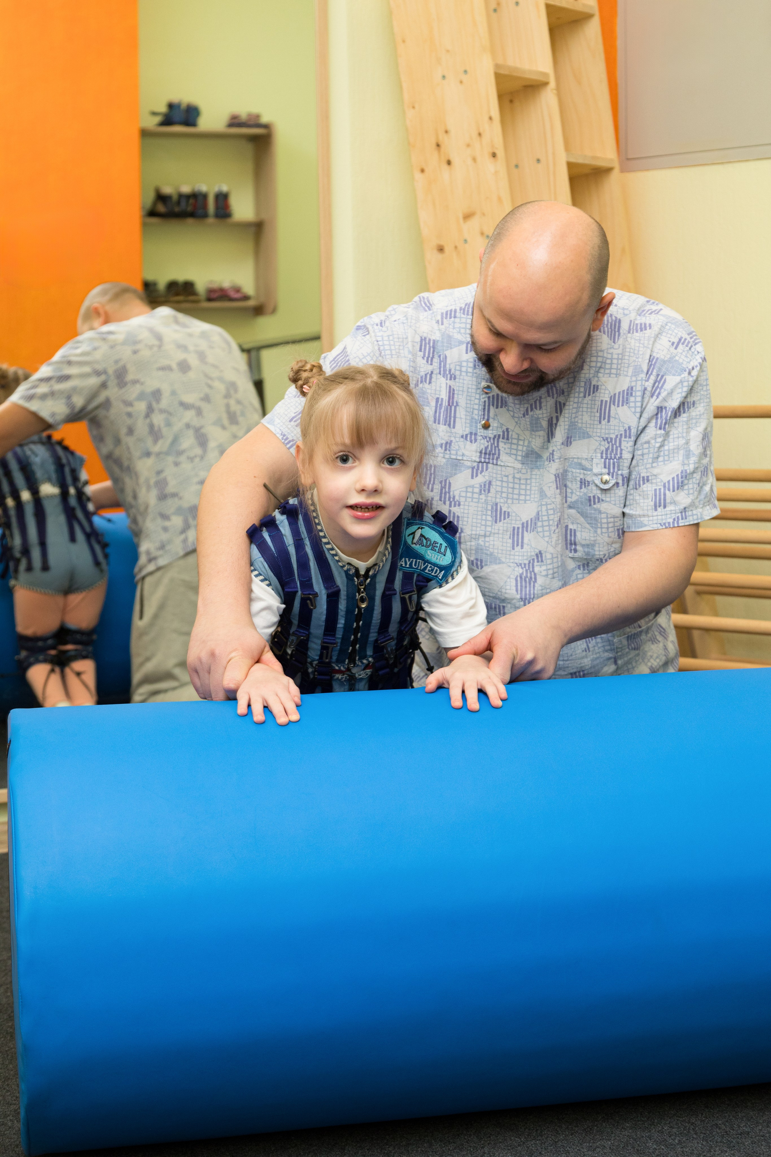 Для детского реабилитационного центра Первый шаг. Детский и контент фотограф Надя Волкова Санкт-Петербург