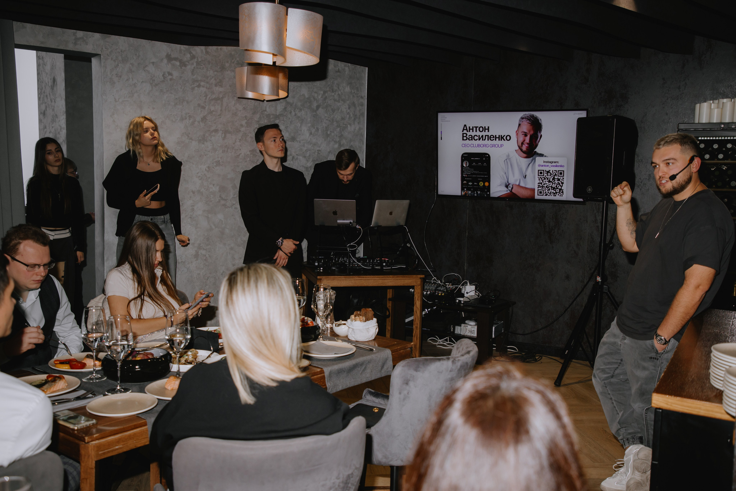 Бизнес завтрак на 89 этаже. Фотограф в Москве и Санкт-Петербурге Дарина