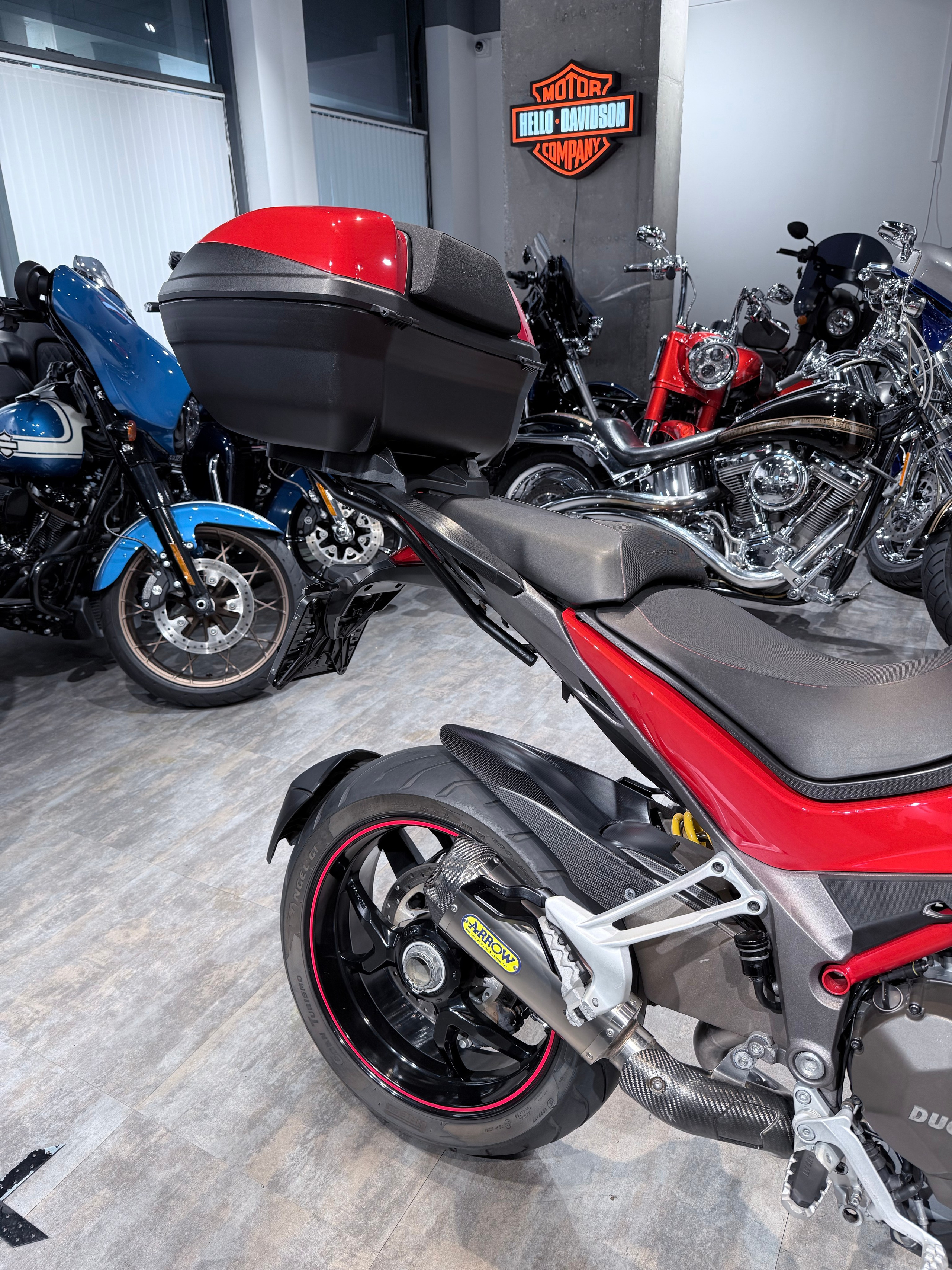 Ducati Multistrada 1200S Carbon. Hello Davidson, Москва. Только хорошие мотоциклы…