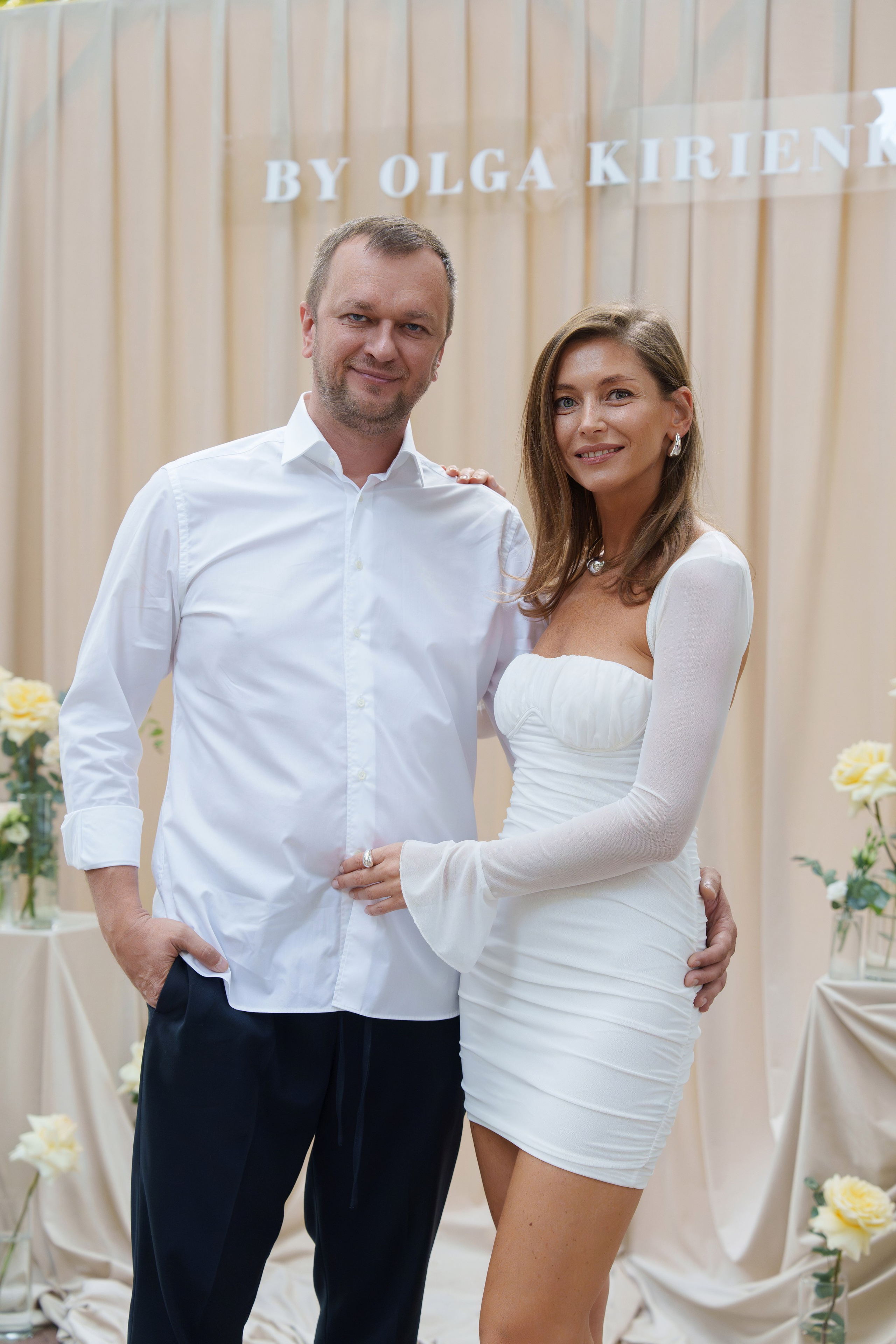 BY OLGA KIRIENKO. Свадебный и репортажный фотограф Элина Козырьянова