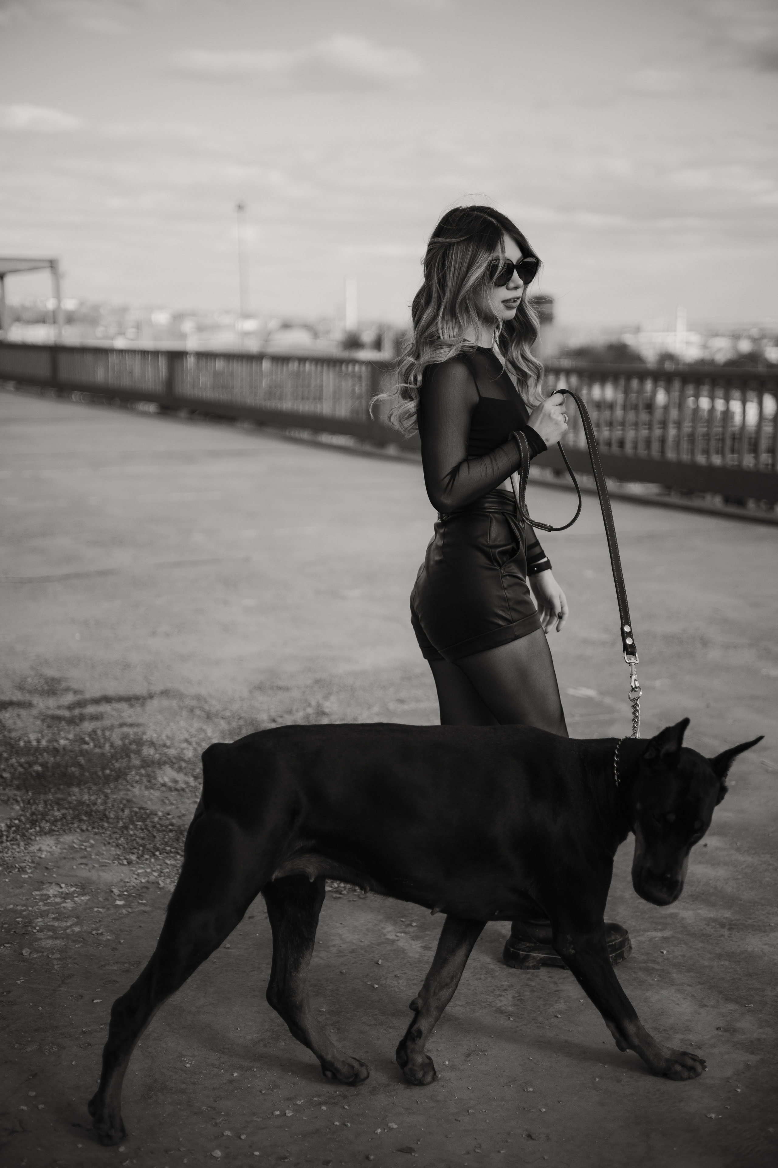 Фотосессия Евгении с доберманом. Свадебный и семейный фотограф в Самаре и Тольятти | Елена Топанцева