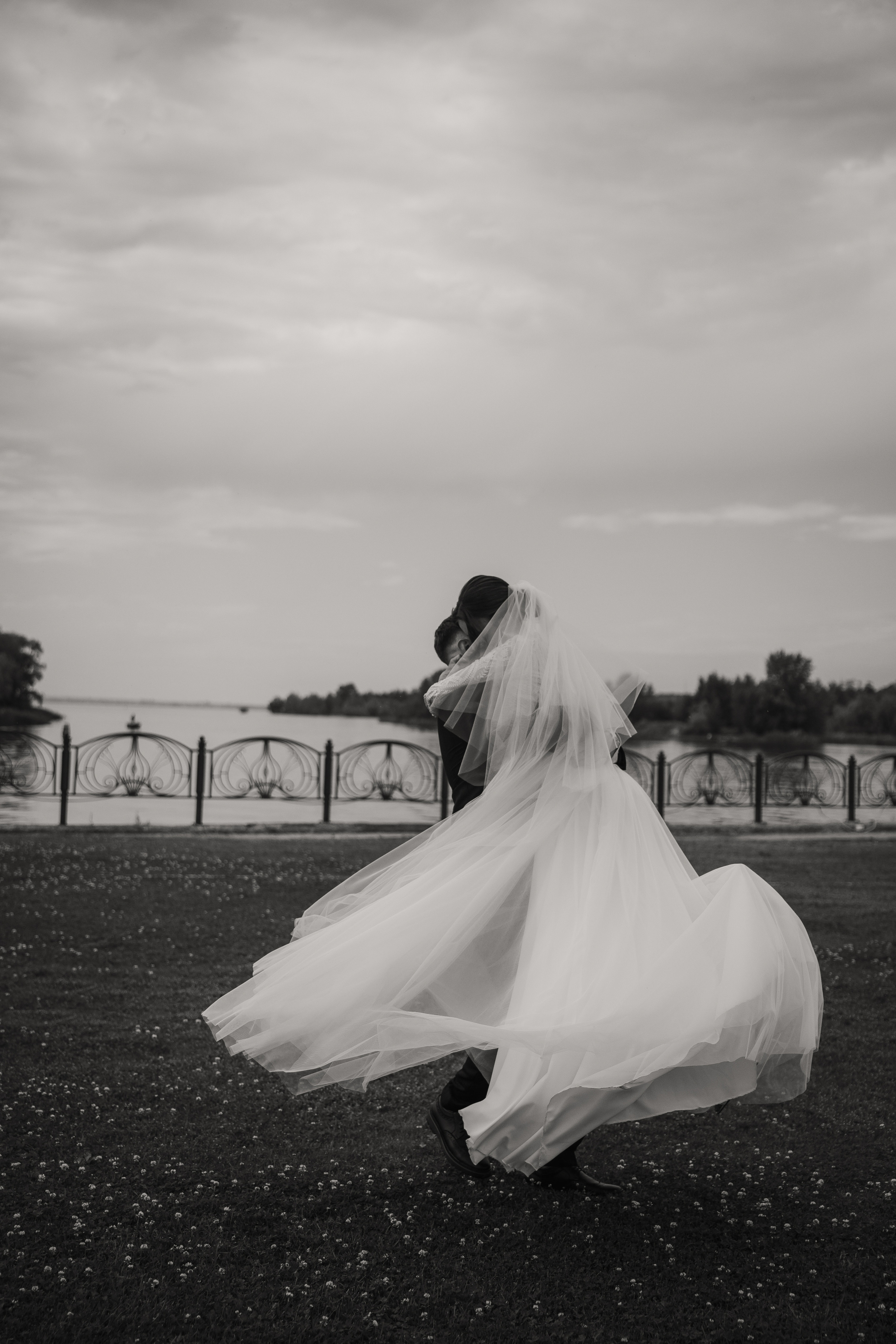 Свадебная фотосессия в Тольятти для Валерии и Дениса. Свадебный и семейный фотограф в Самаре и Тольятти | Елена Топанцева