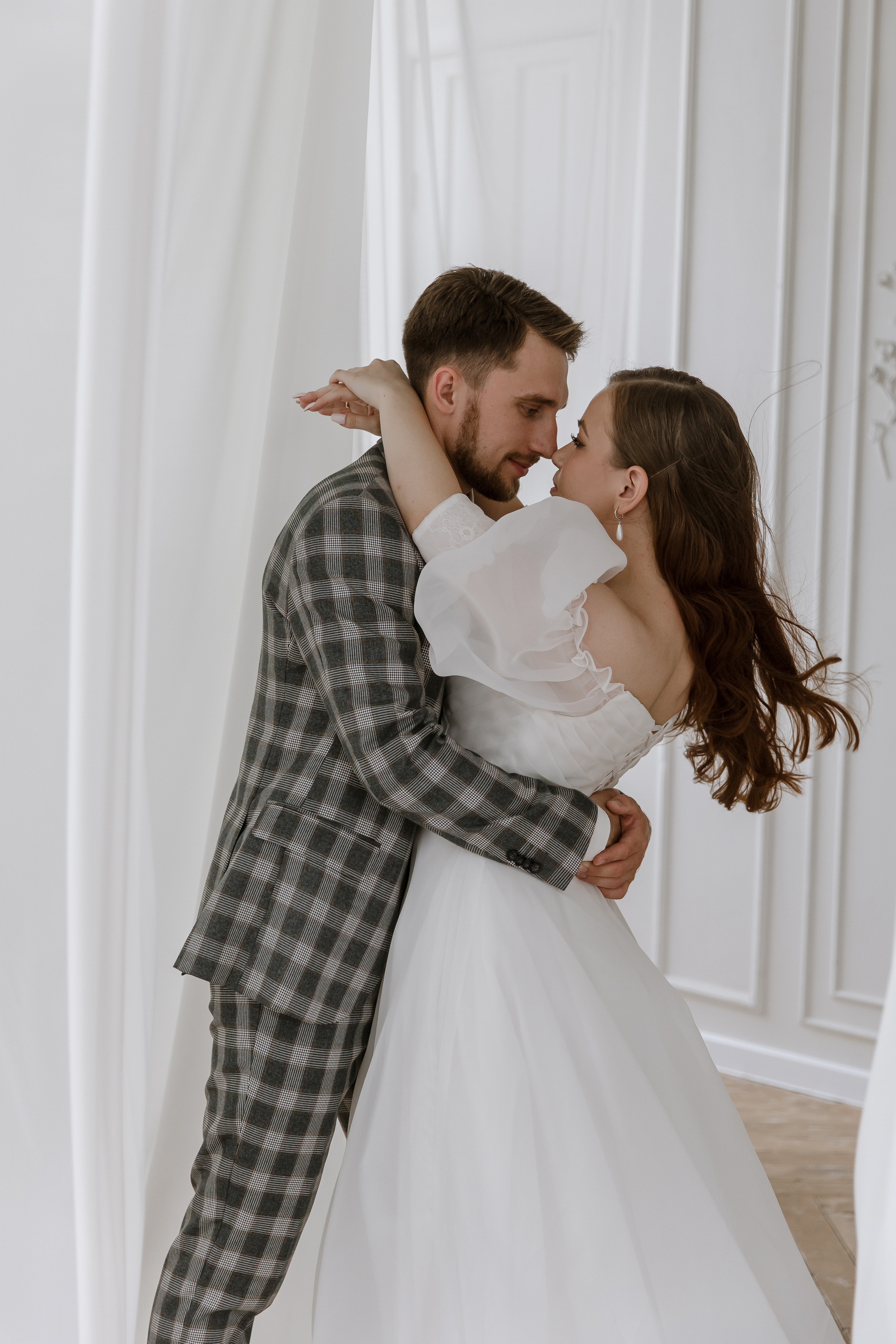 Свадебная фотосессия молодоженов в Самара. Свадебный и семейный фотограф в Самаре и Тольятти | Елена Топанцева