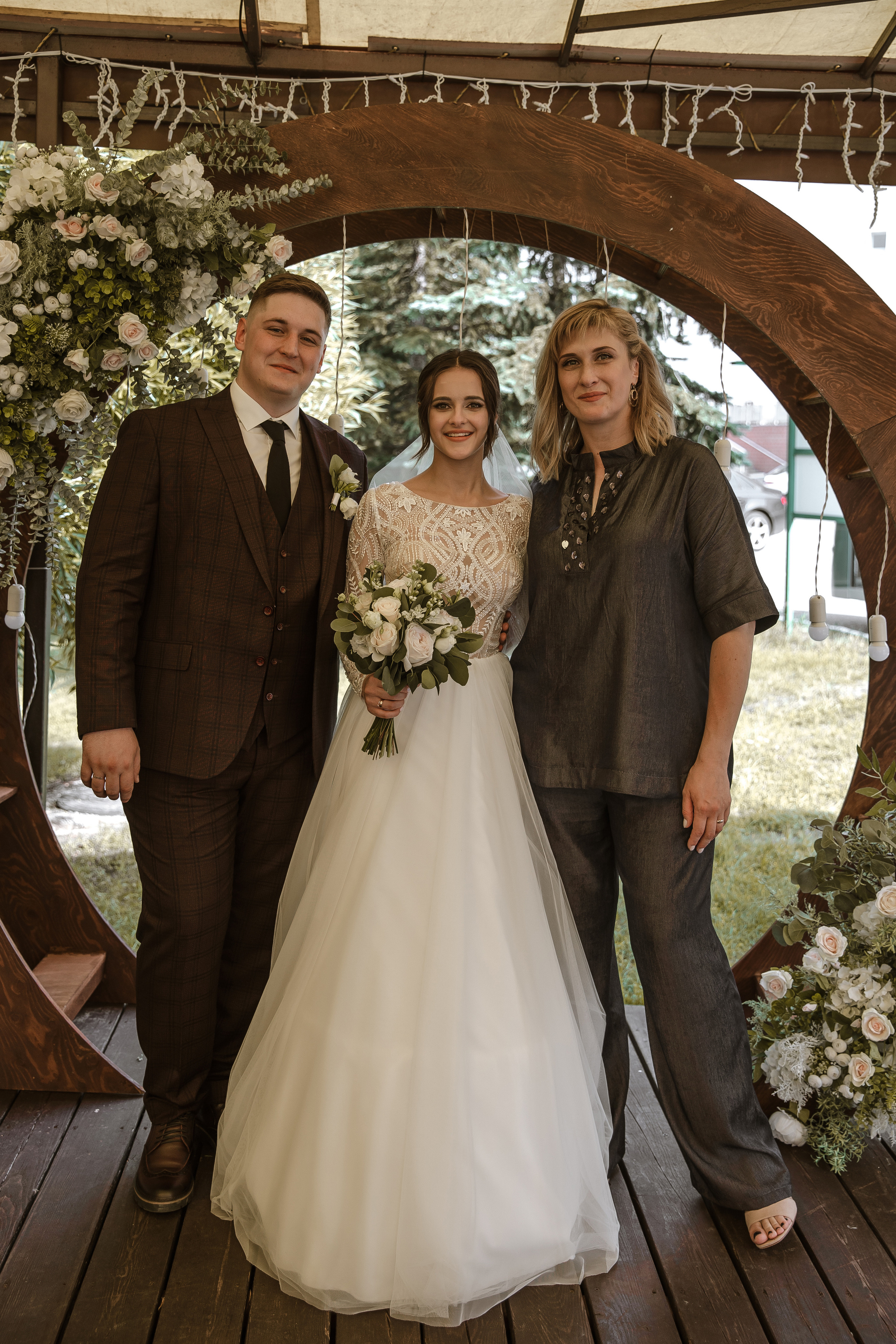 Свадебная фотосессия в Тольятти для Валерии и Дениса. Свадебный и семейный фотограф в Самаре и Тольятти | Елена Топанцева