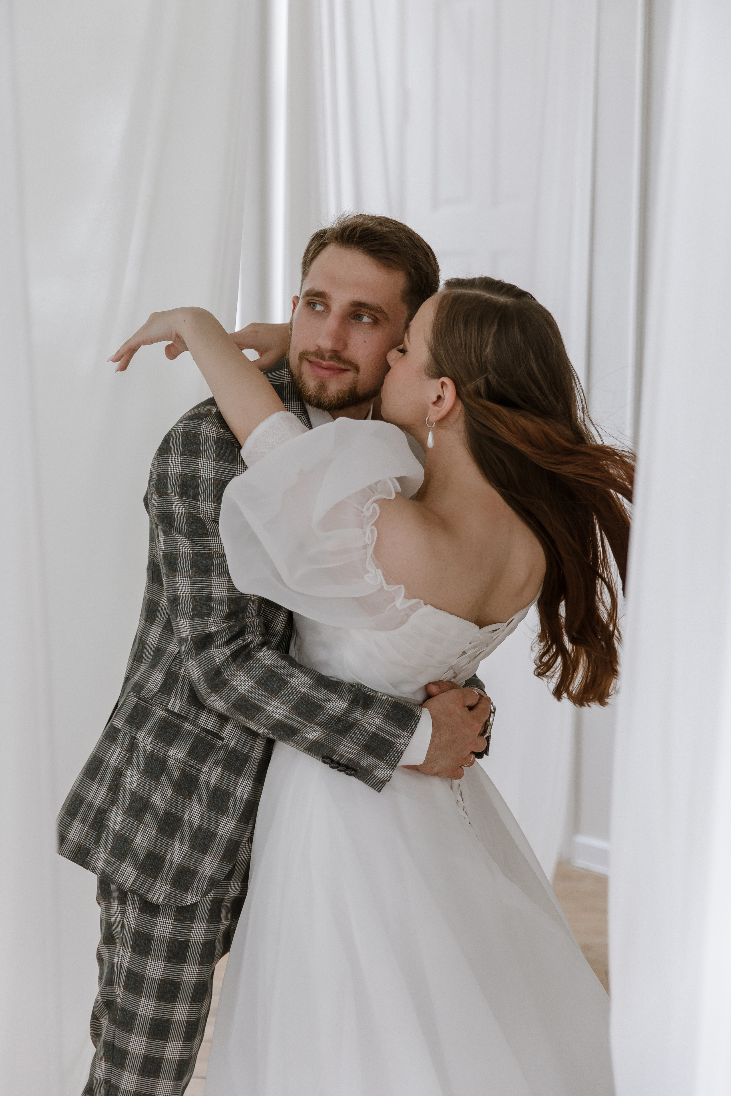 Свадебная фотосессия молодоженов в Самара. Свадебный и семейный фотограф в Самаре и Тольятти | Елена Топанцева