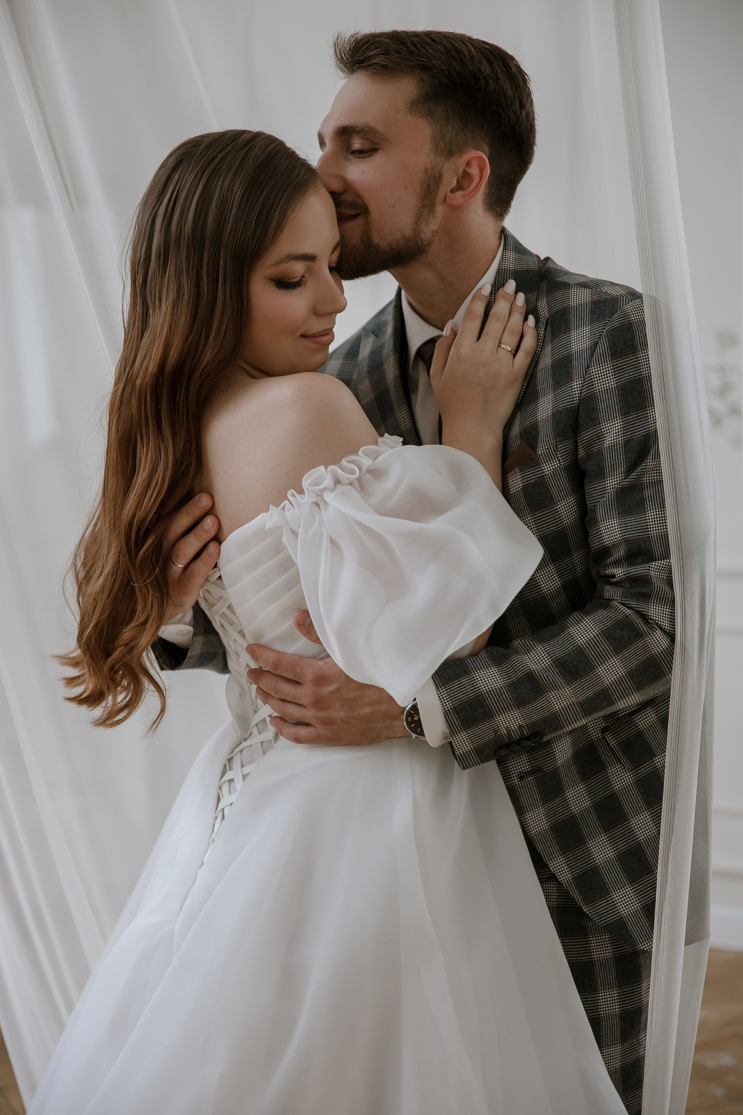 Свадебная фотосессия молодоженов в Самара. Свадебный и семейный фотограф в Самаре и Тольятти | Елена Топанцева