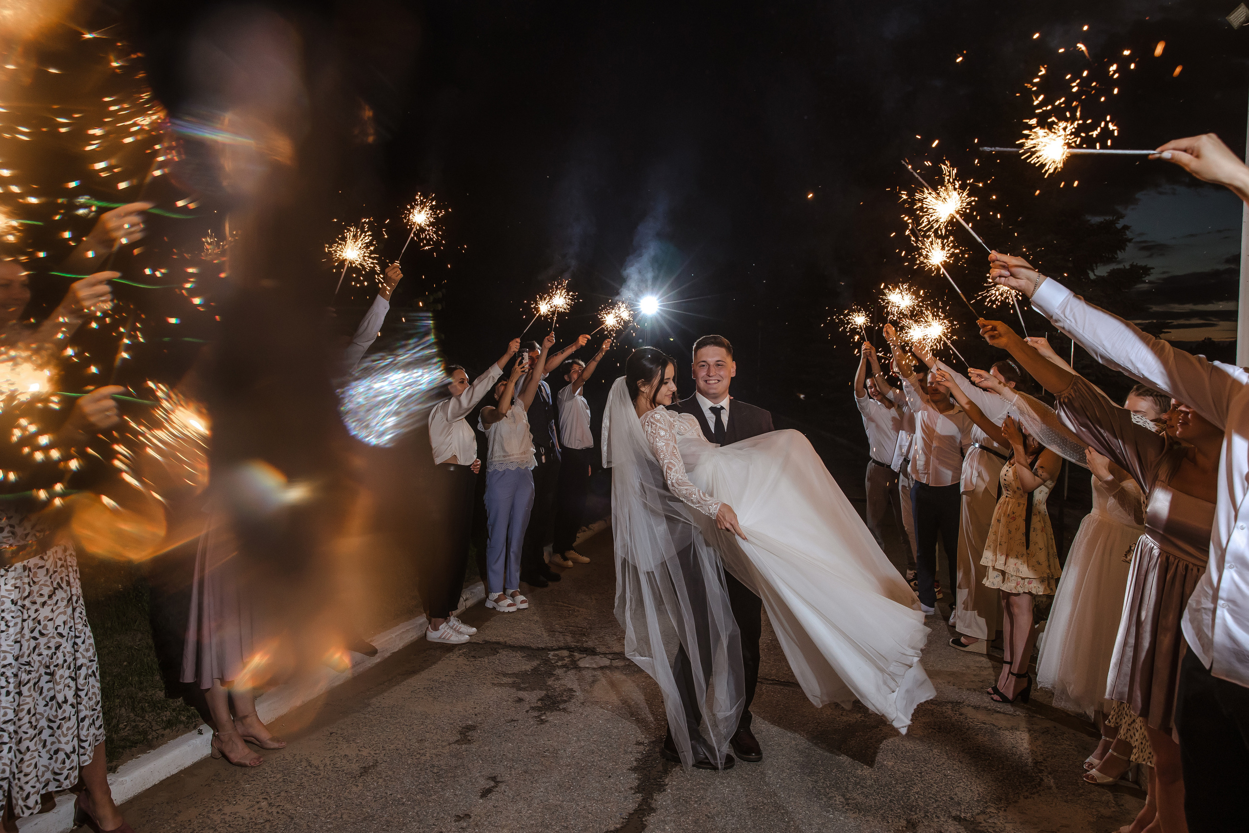 Свадебная фотосессия в Тольятти для Валерии и Дениса. Свадебный и семейный фотограф в Самаре и Тольятти | Елена Топанцева