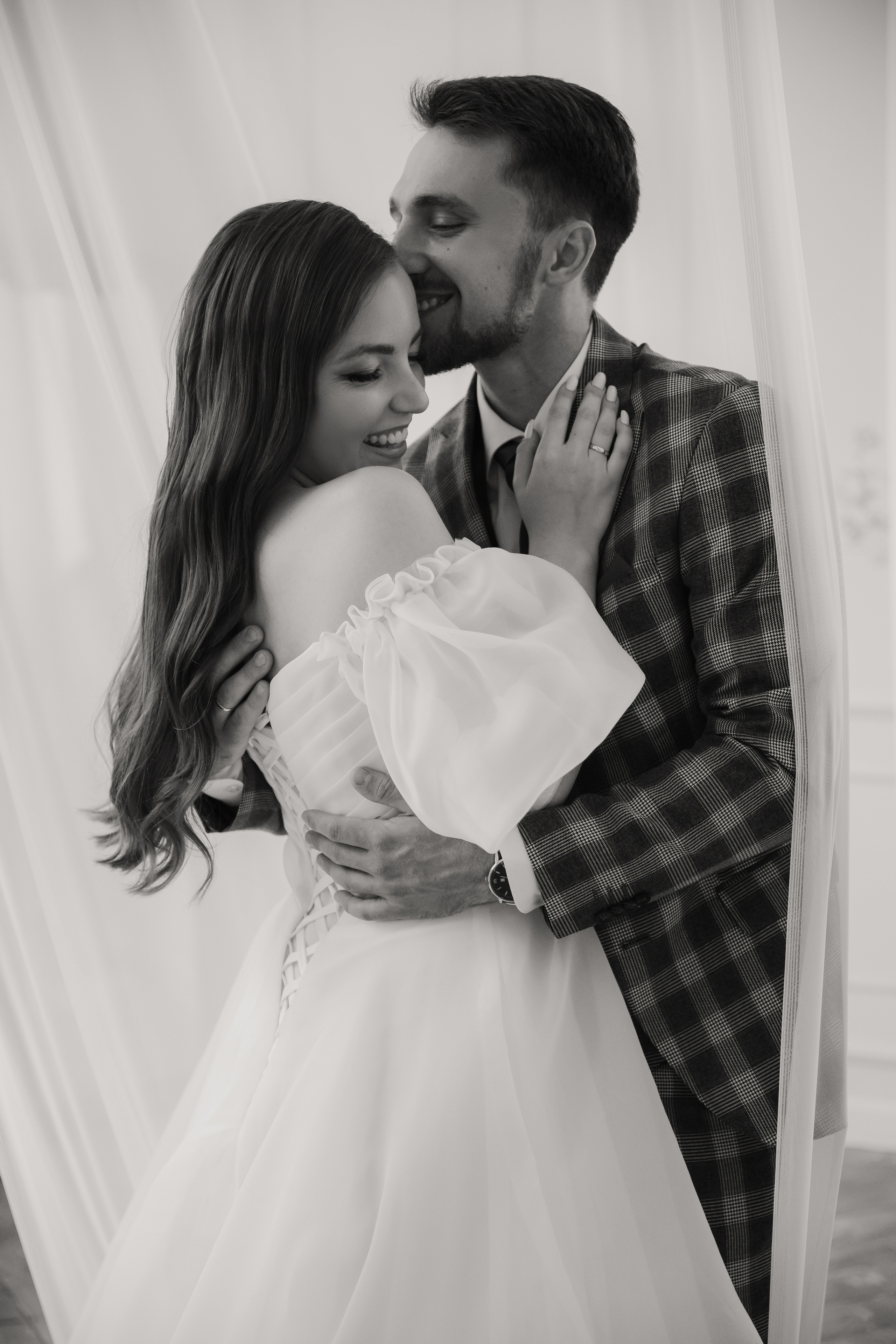 Свадебная фотосессия молодоженов в Самара. Свадебный и семейный фотограф в Самаре и Тольятти | Елена Топанцева