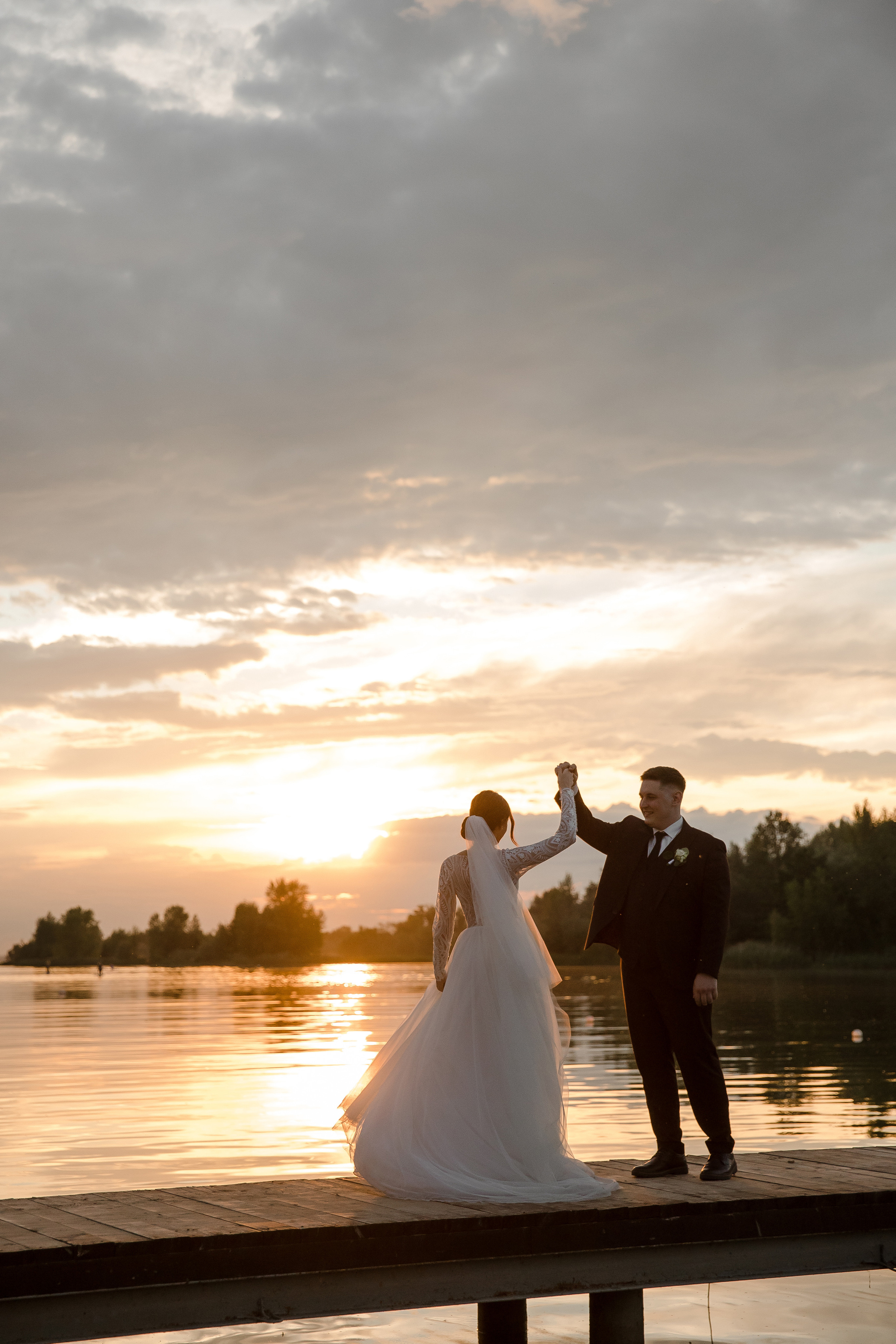 Свадебная фотосессия в Тольятти для Валерии и Дениса. Свадебный и семейный фотограф в Самаре и Тольятти | Елена Топанцева