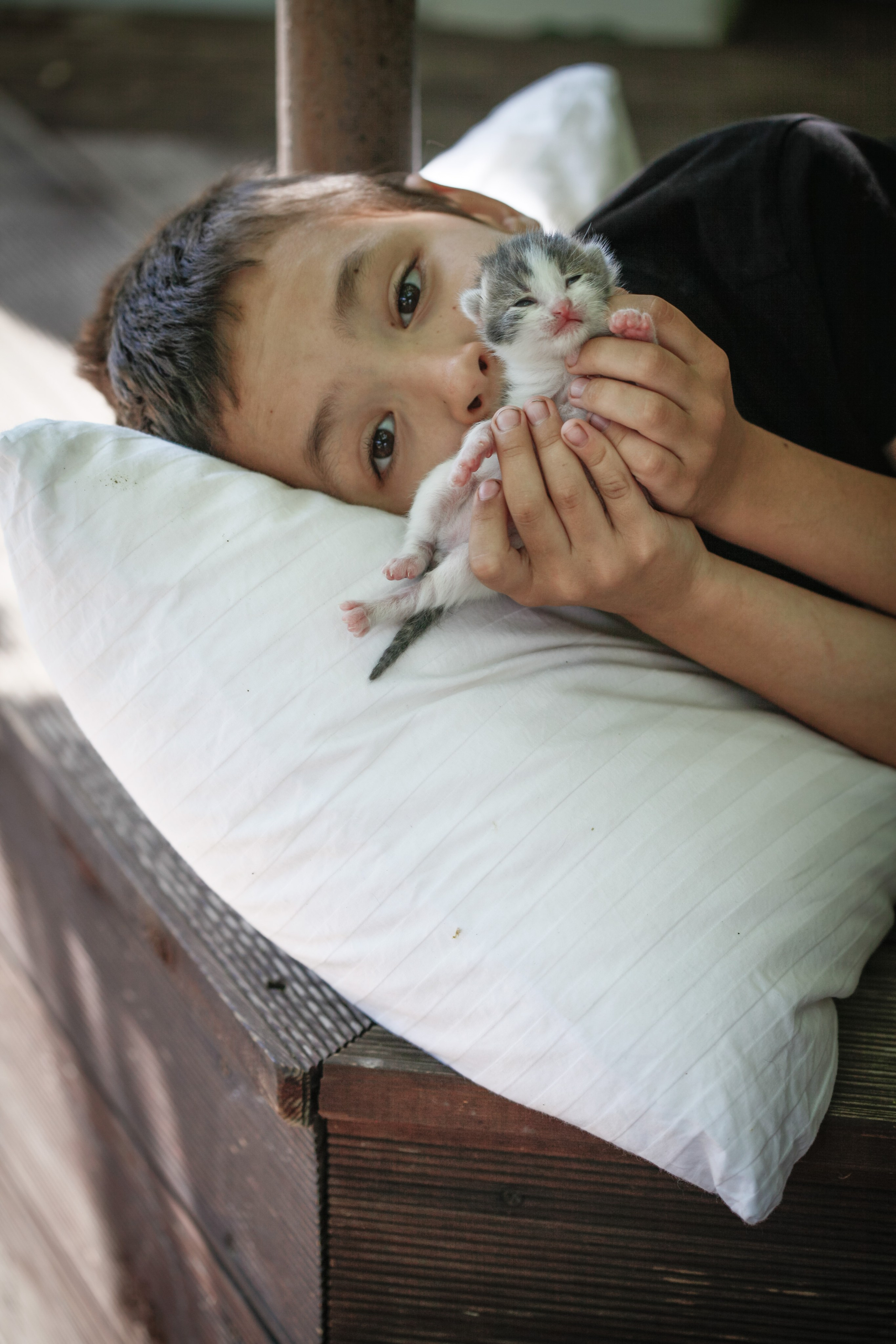 Лиля и дети. Семейная фотосессия дома. Фотограф в Крыму