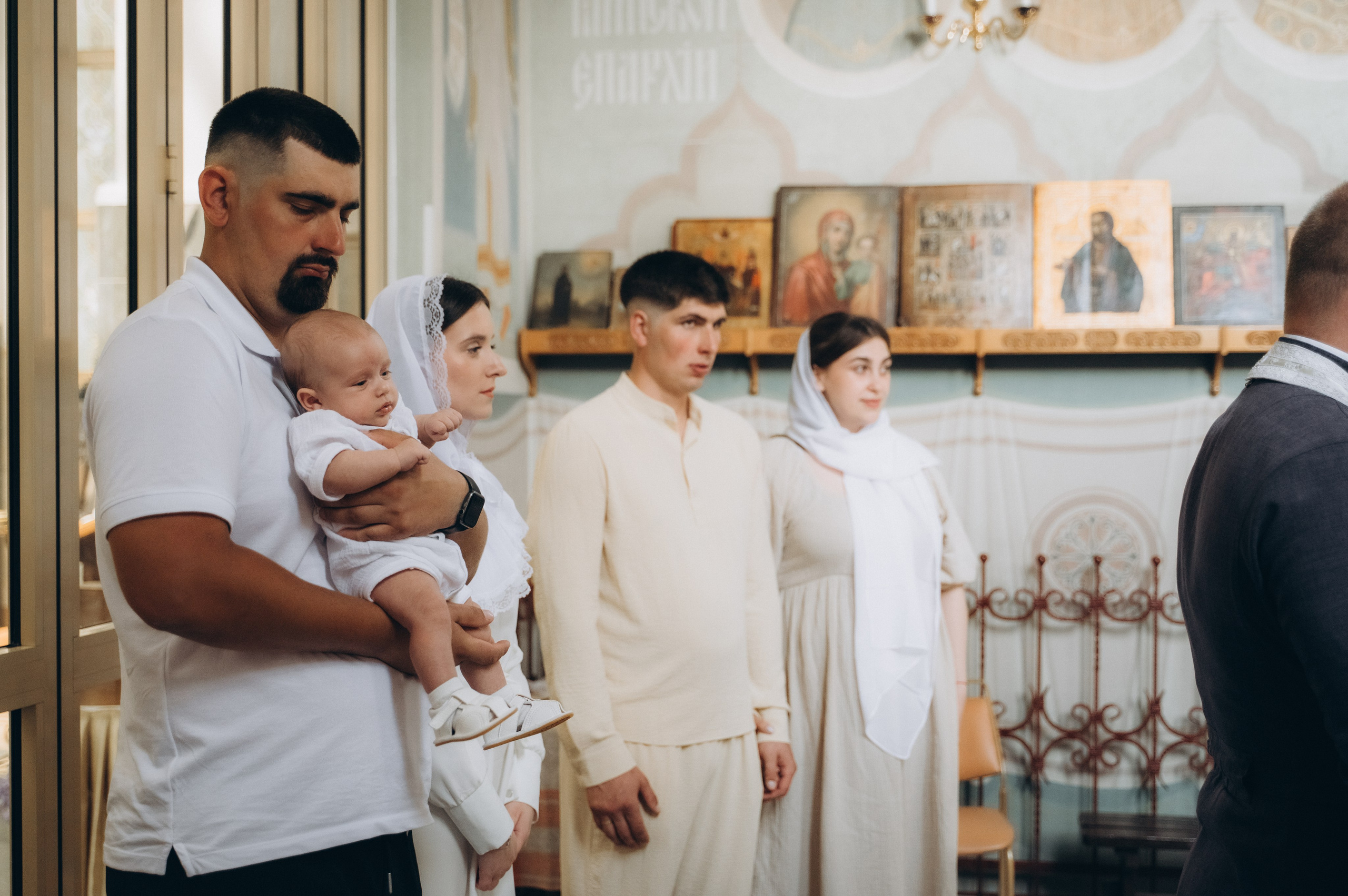 Крещение Арсения (Дом Милосердия). Семейный фотограф в Минске Дарья Дреко