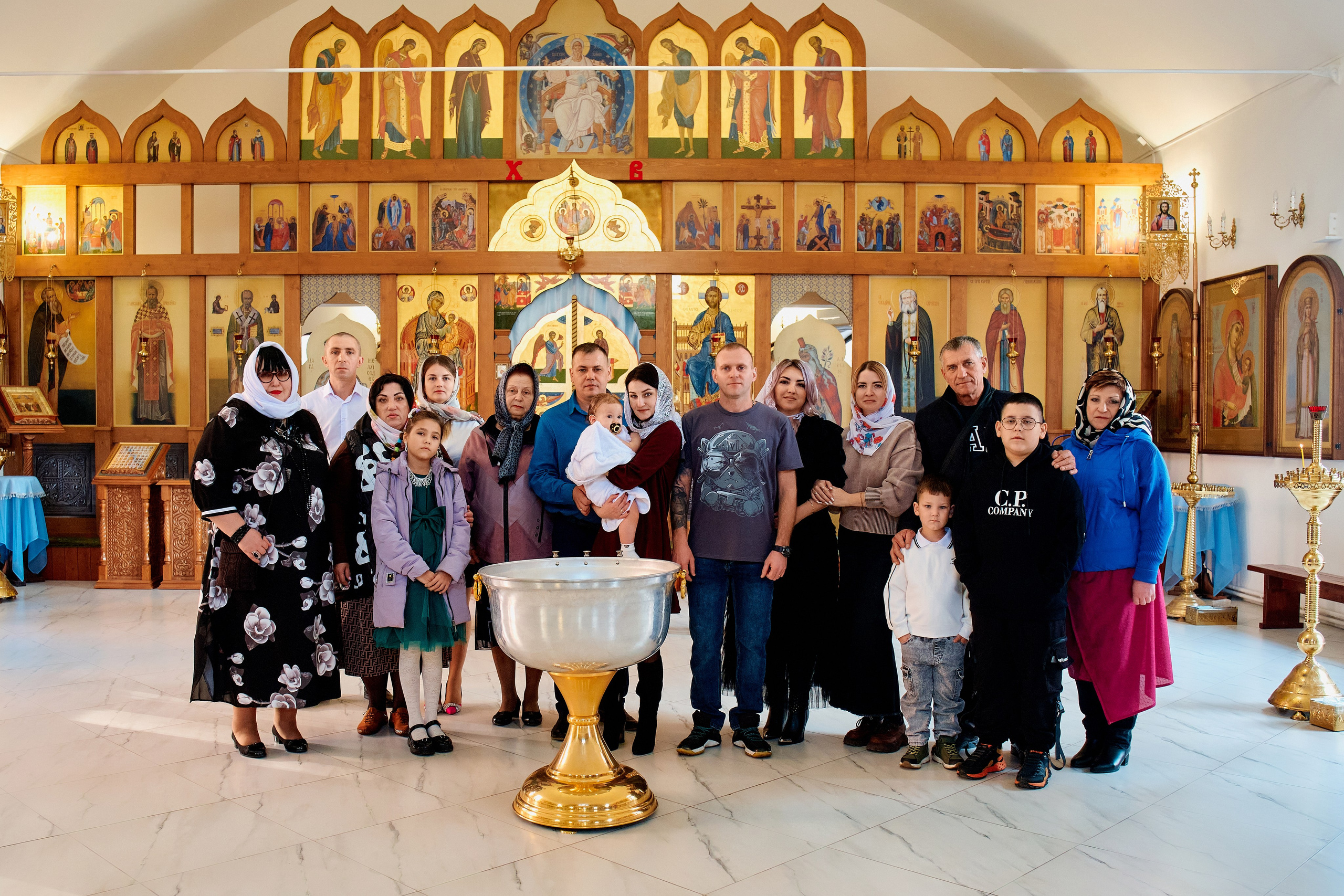Крестины. Храм св. Серафима Саровского. Фотограф Таганрог Анна Трайжон