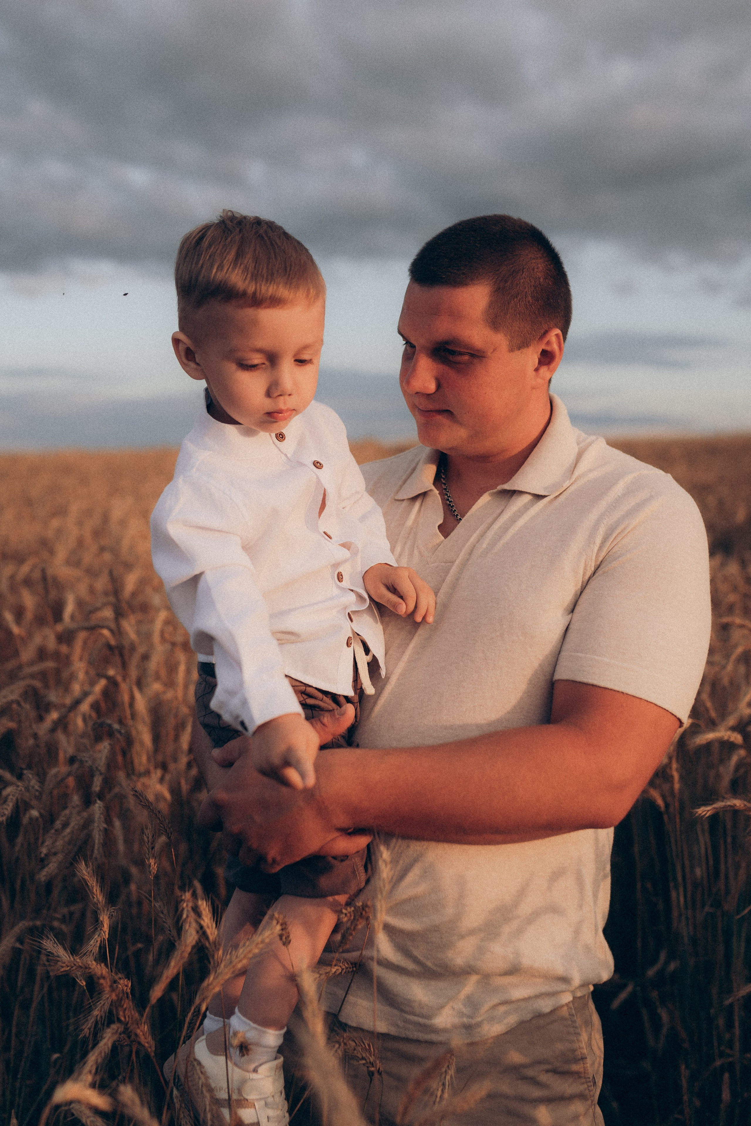 Алёна и семья. Фотограф Торопец Кристина Абрамова Kanwellia photography