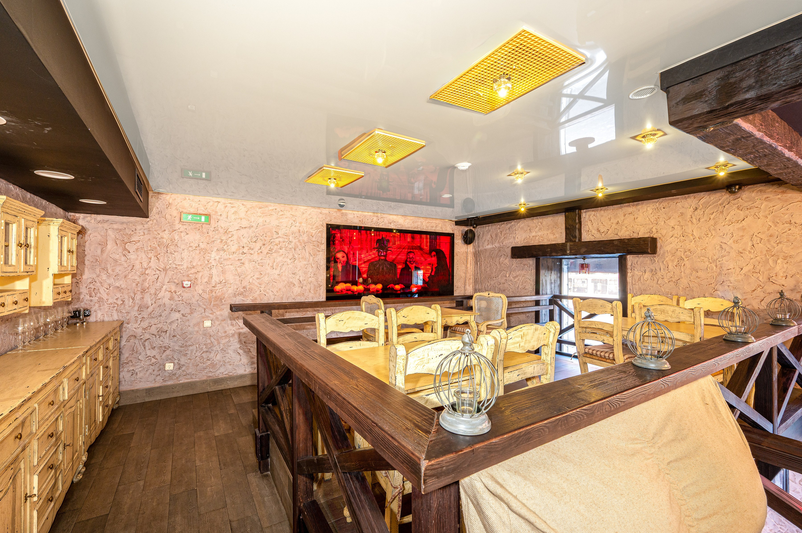 Ресторан на продажу. Интерьерный фотограф. Фото- видеосъемка недвижимости Санкт-Петербург