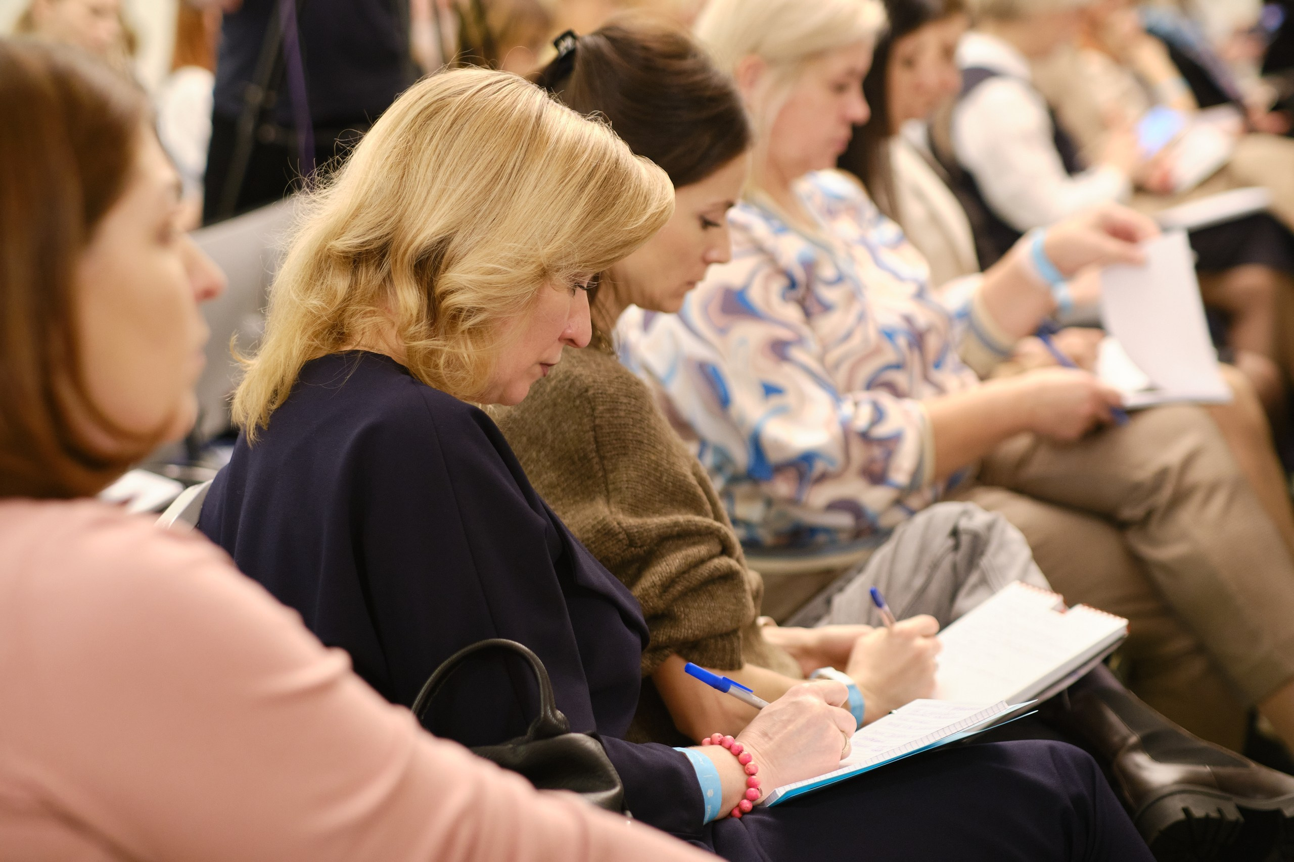 Международная академия образования. Репортажный фотограф в Москве Денис Тамко