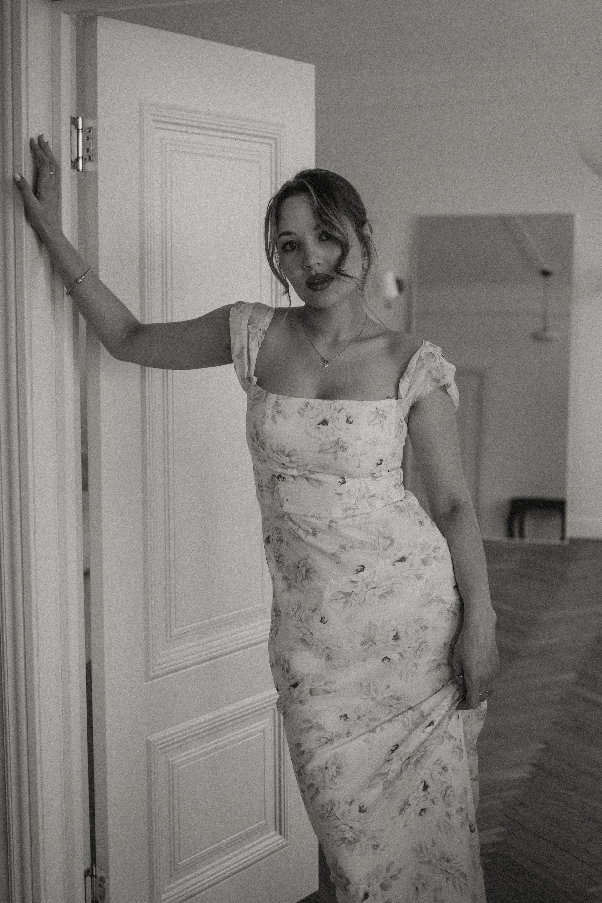 Женский портер в студии (февраль, 2026 г.), г. Обнинск (Калужская обл.). Надежда Стар семейный и церковный фотограф в Жукове и Калужской области