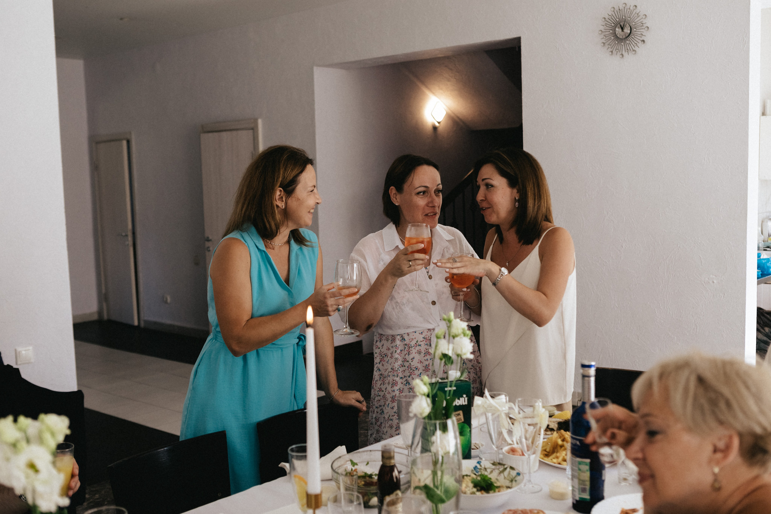 Лиза и Сережа. Роспись и тусовка в коттедже. Свадебный и портретный фотограф в Москве Анастасия Масюк