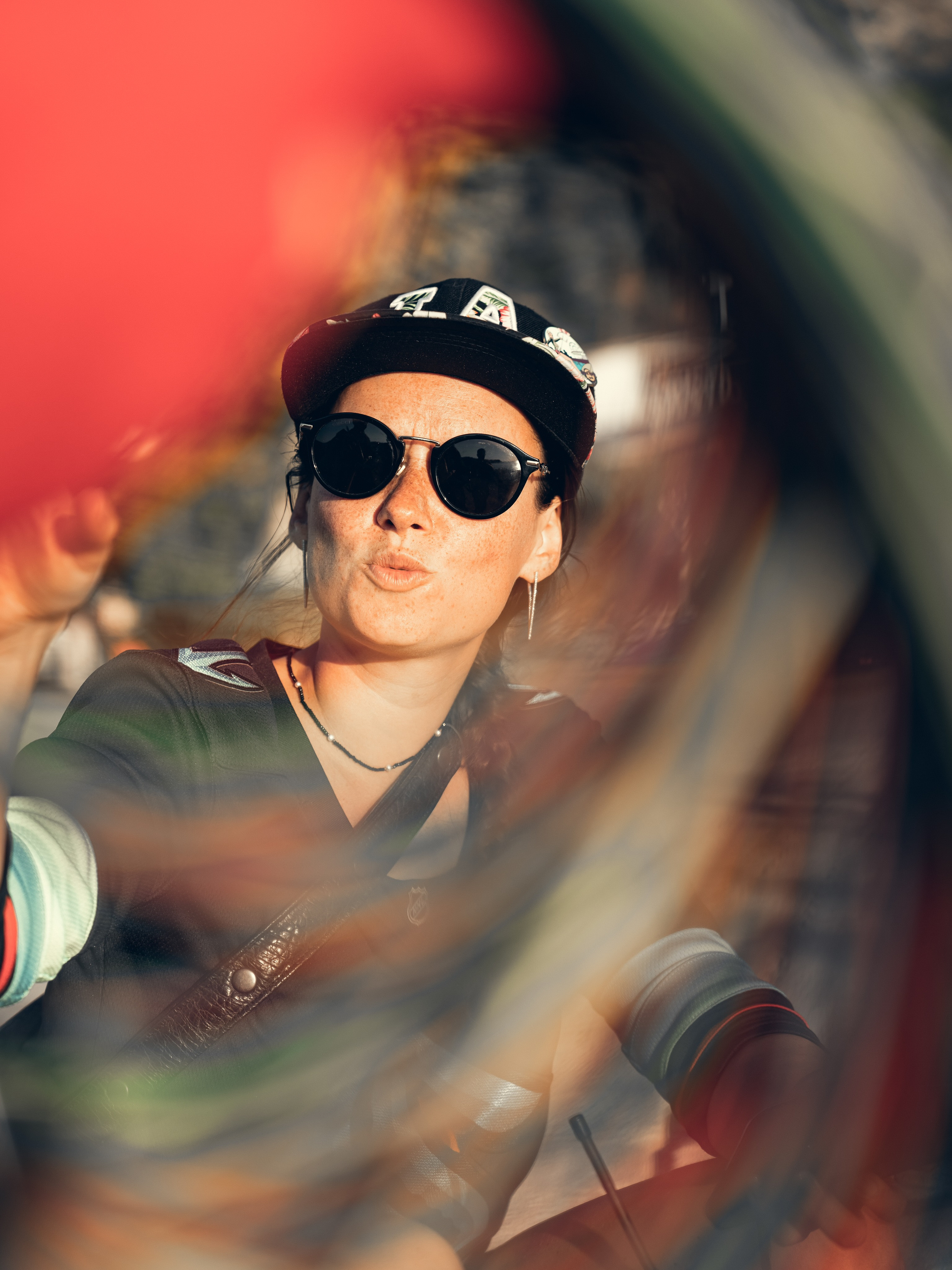 Action. Если ты на Земле — звони