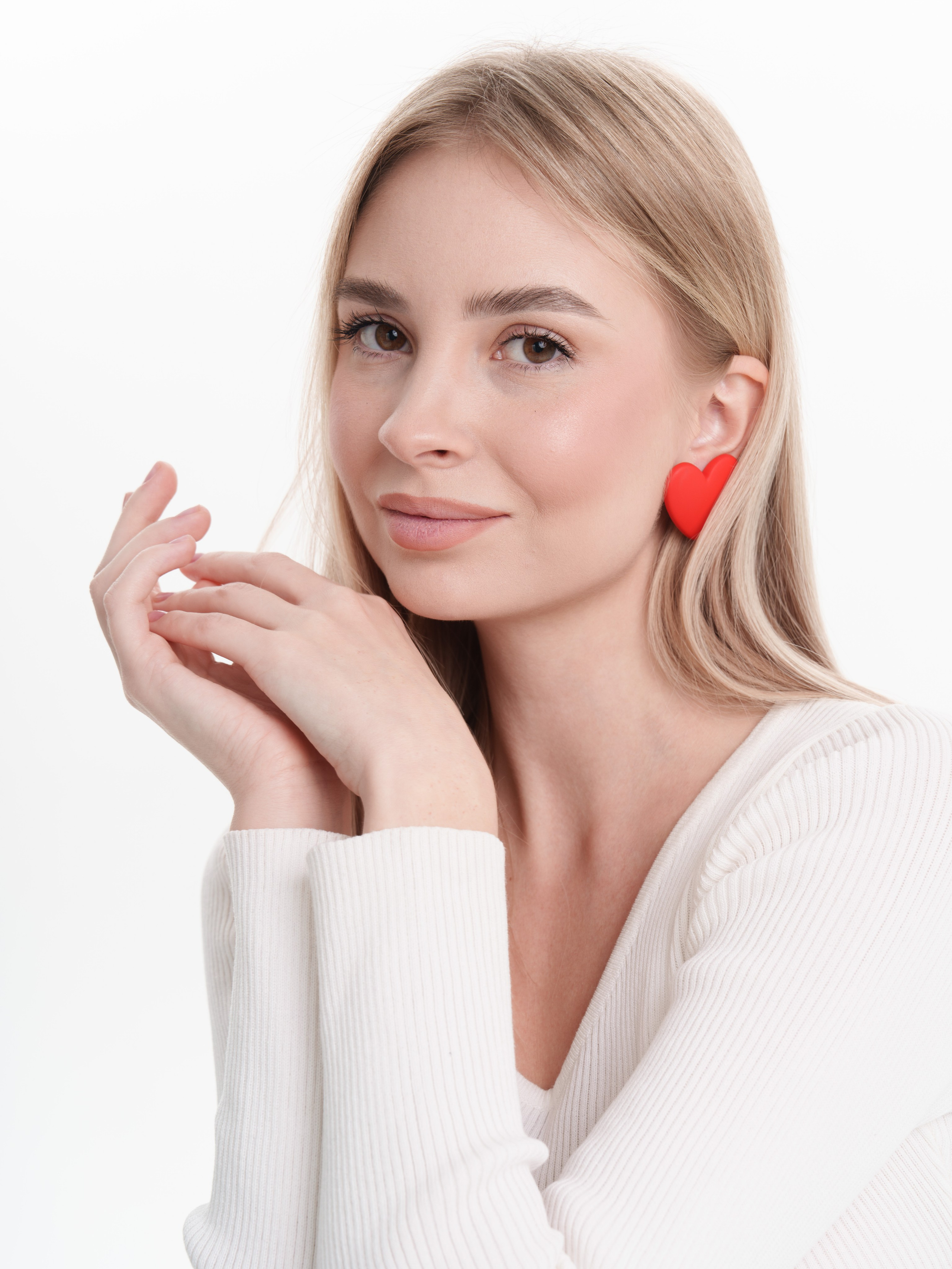 Съемка сережек для WB и OZON. Портретный и Контент фотограф Григорий Семенов (Grifon) в Ижевске