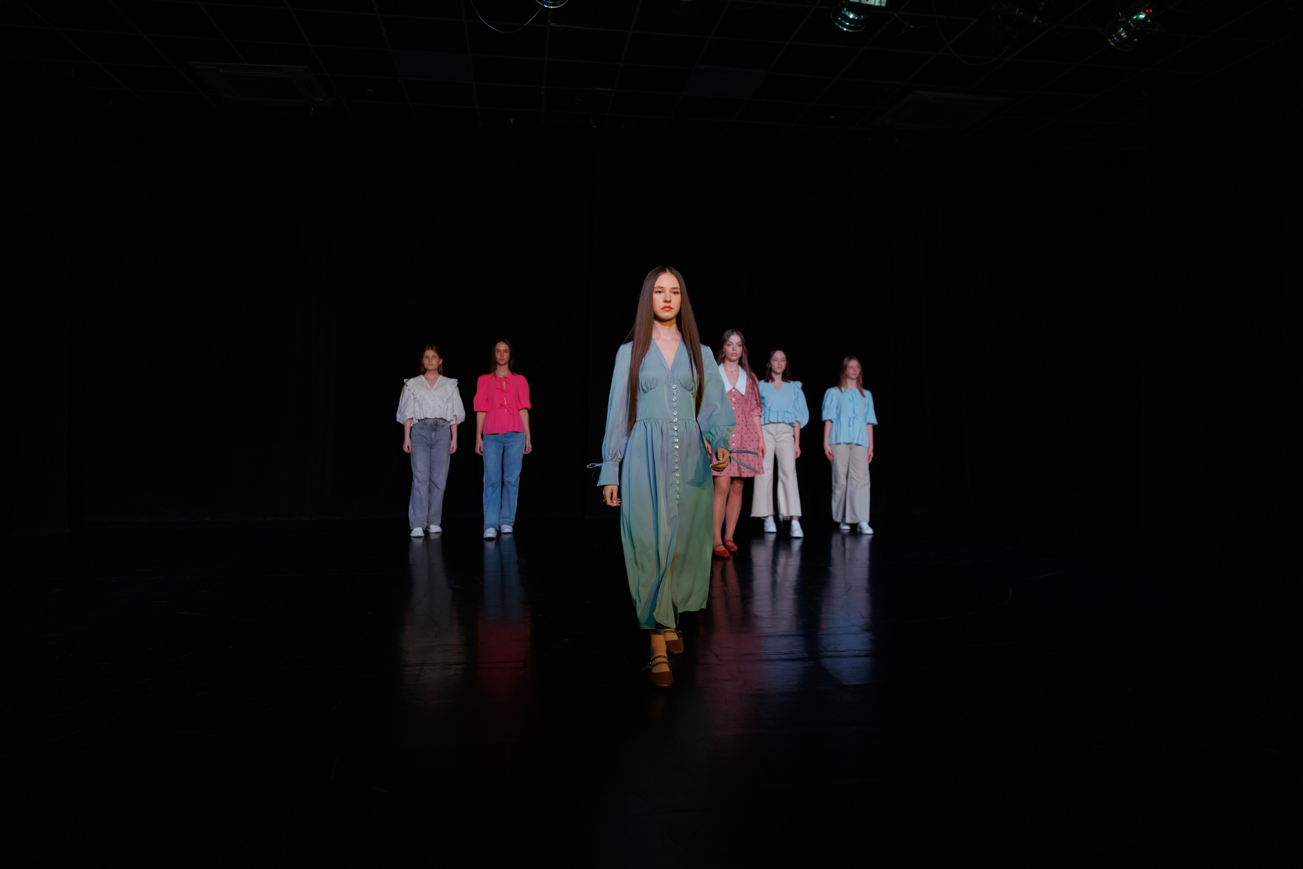 Показ коллекций Новосибирских дизайнеров для Fly Production. Фотограф Новосибирск — Наталья Гресь