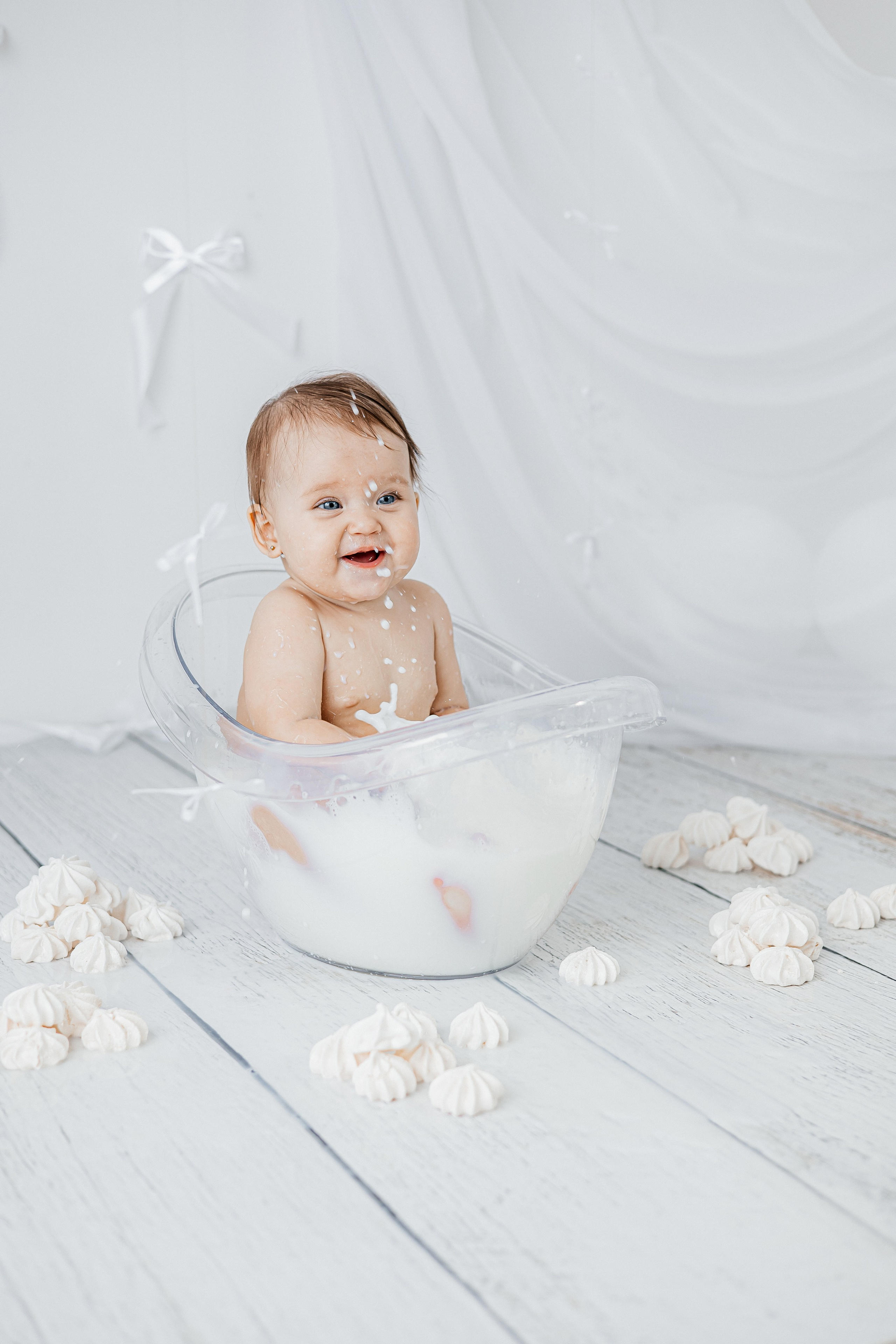 Молочная ванна. Фотограф новорождённых Екатерина Боброва. Ульяновск