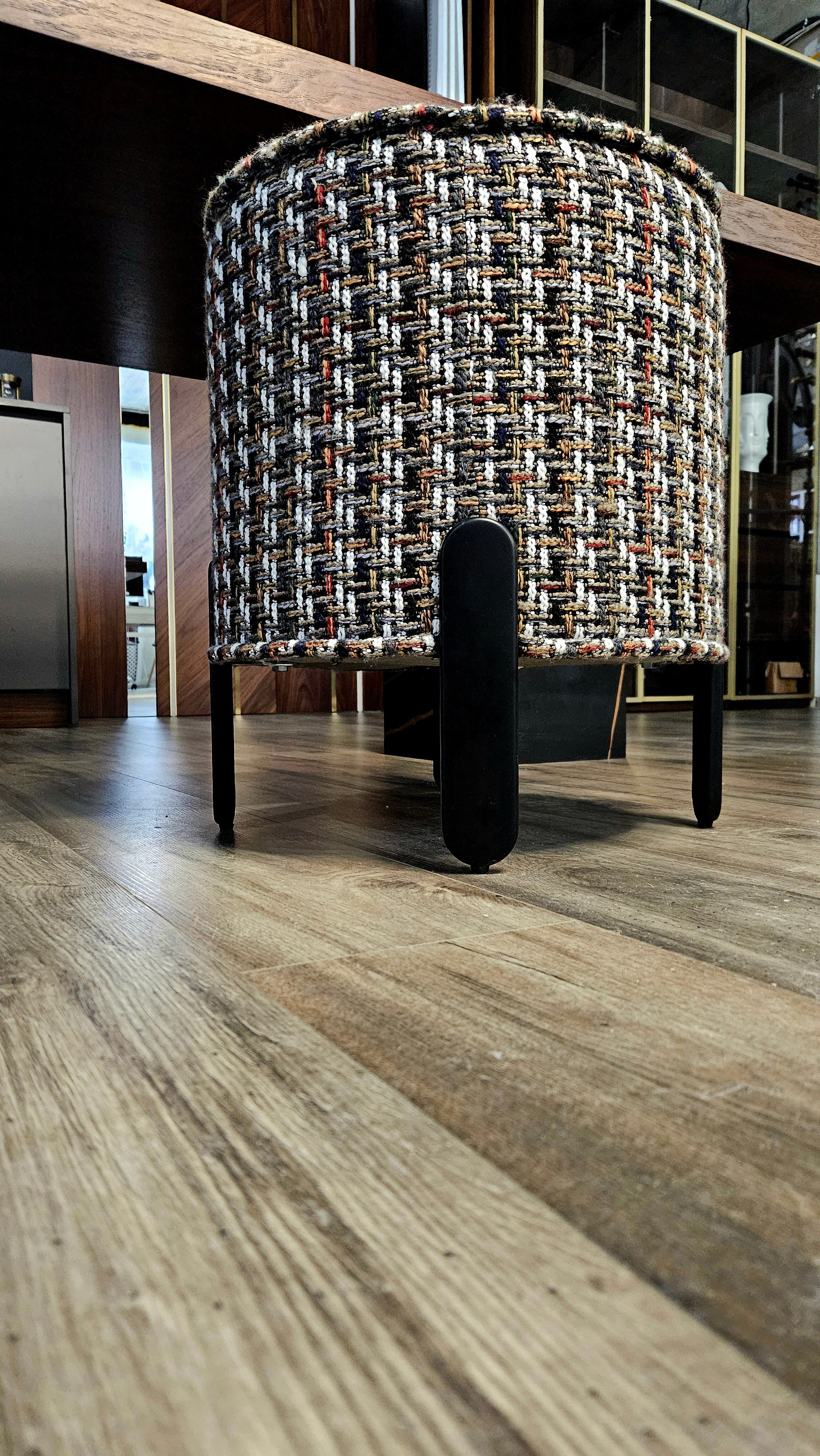 Диван на заказ Изготовление мягкой мебели. Студия интерьерных решений SUNHOUSE. Натяжные потолки, шторы, текстиль