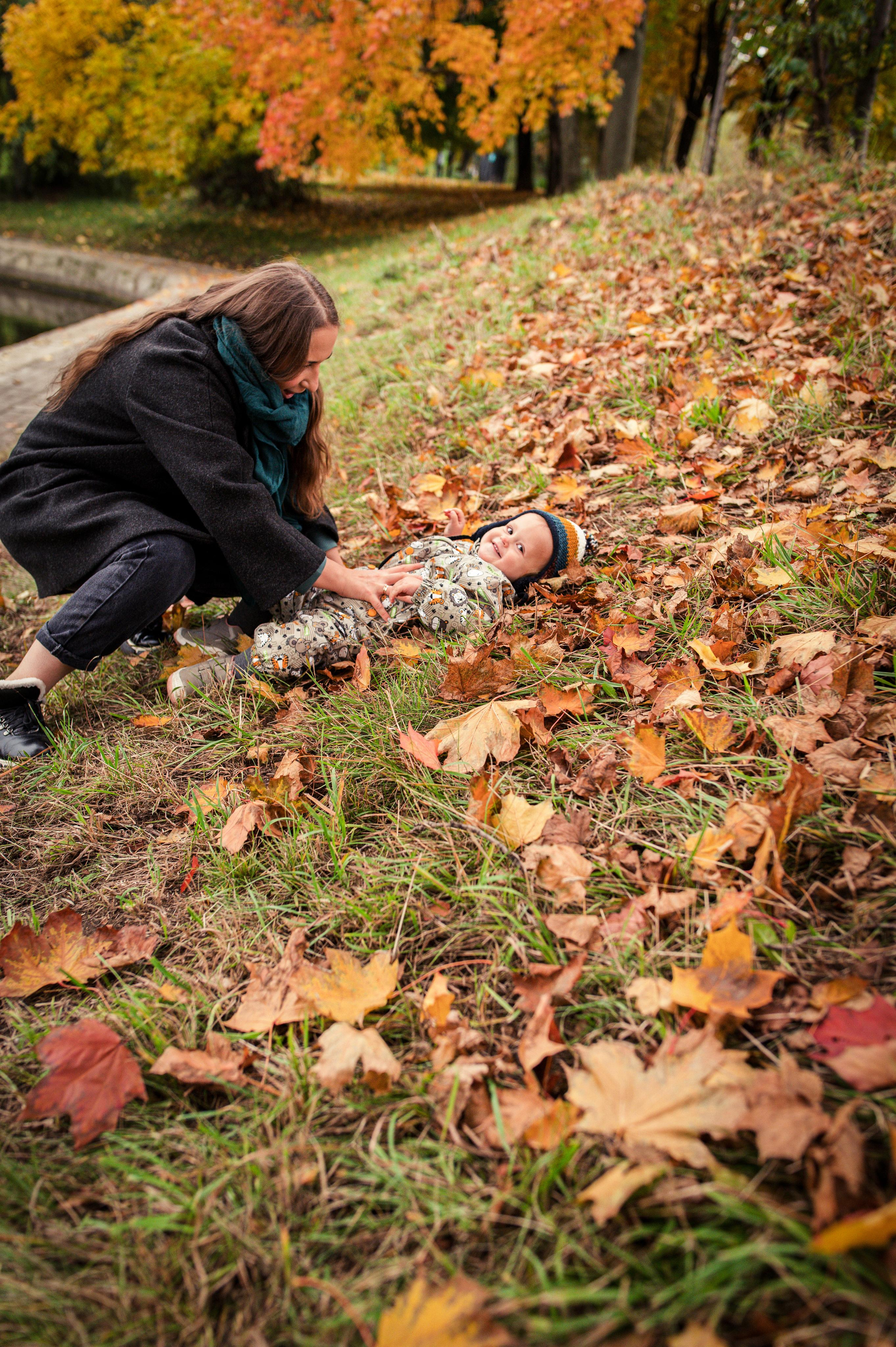 Осенняя фотопрогулка в парке «Дружба», мама с дочкой. Семейный фотограф. Lifestyle. Москва. Анастасия Михайлова