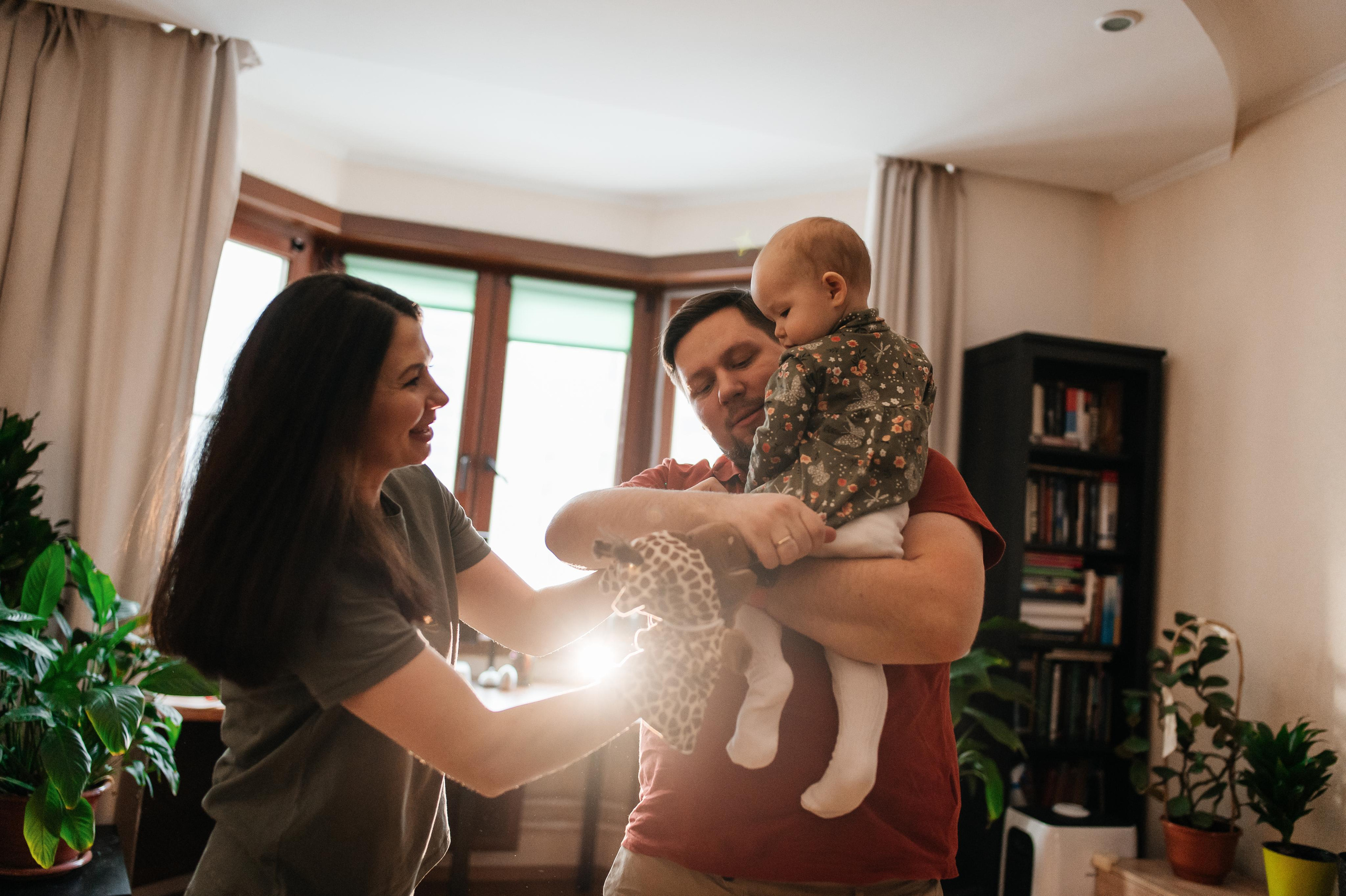 Предновогодняя фотосессия с годовалой малышкой. Семейный фотограф. Lifestyle. Москва. Анастасия Михайлова