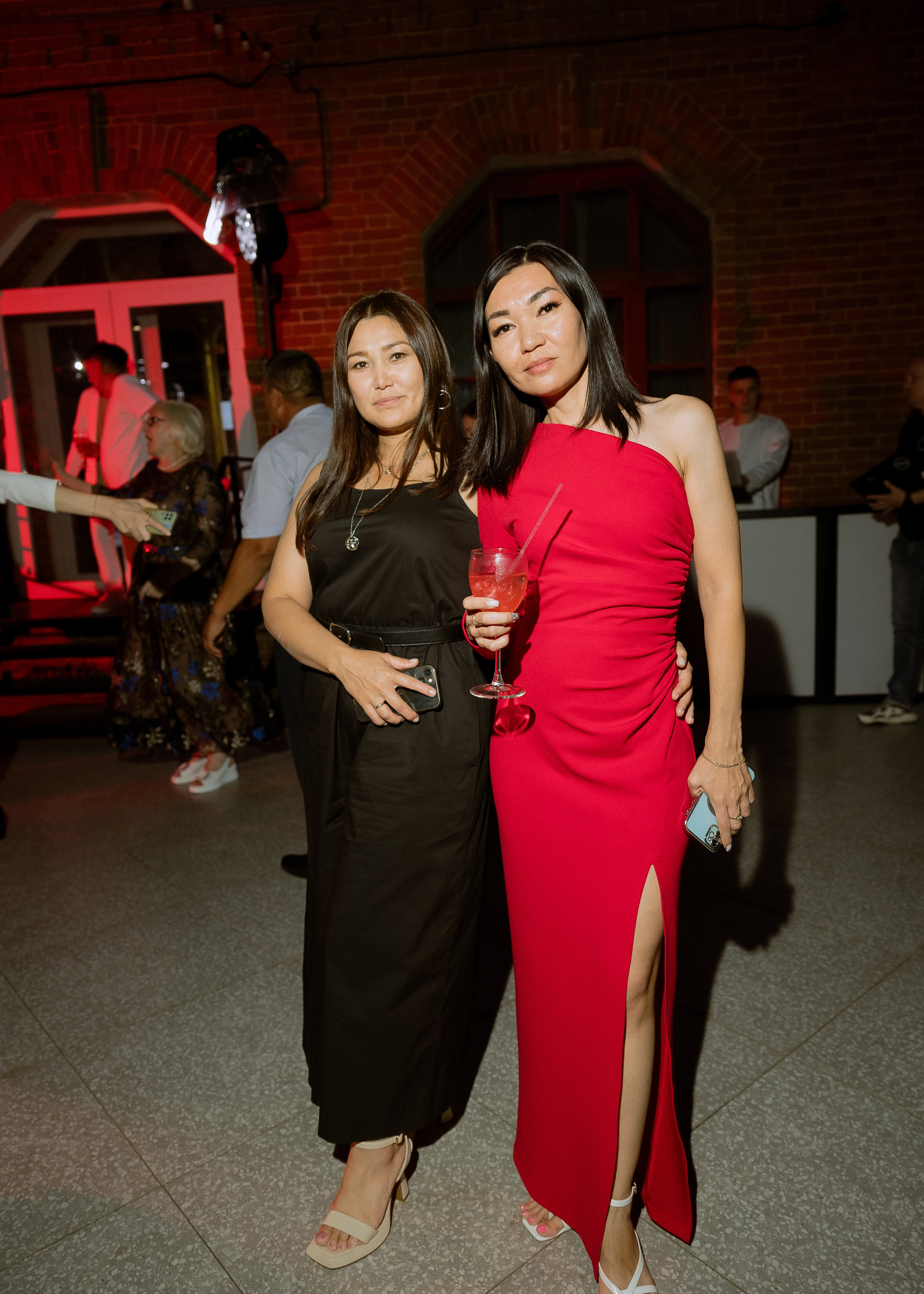 Дмитрий и Алита. Фотограф Эмиль Исякаев