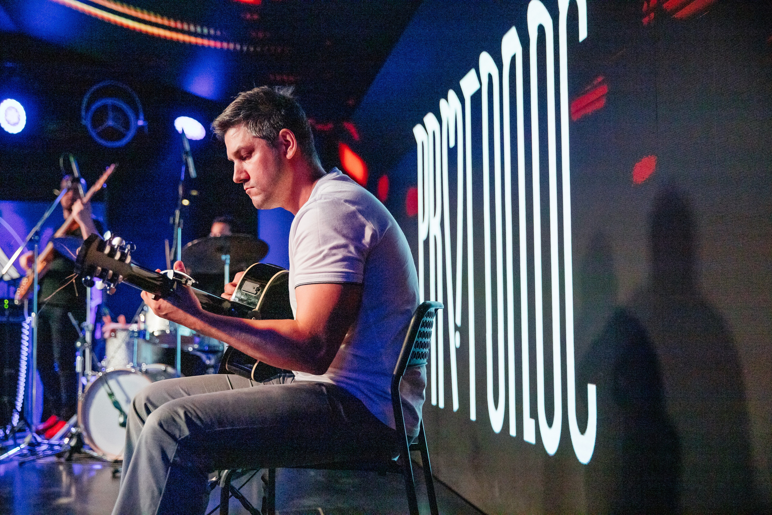 PRОГОЛОС ЕЛЬЦИН ЦЕНТР. Репортажный и портретный фотограф в Екатеринбурге Гизатуллин Марат