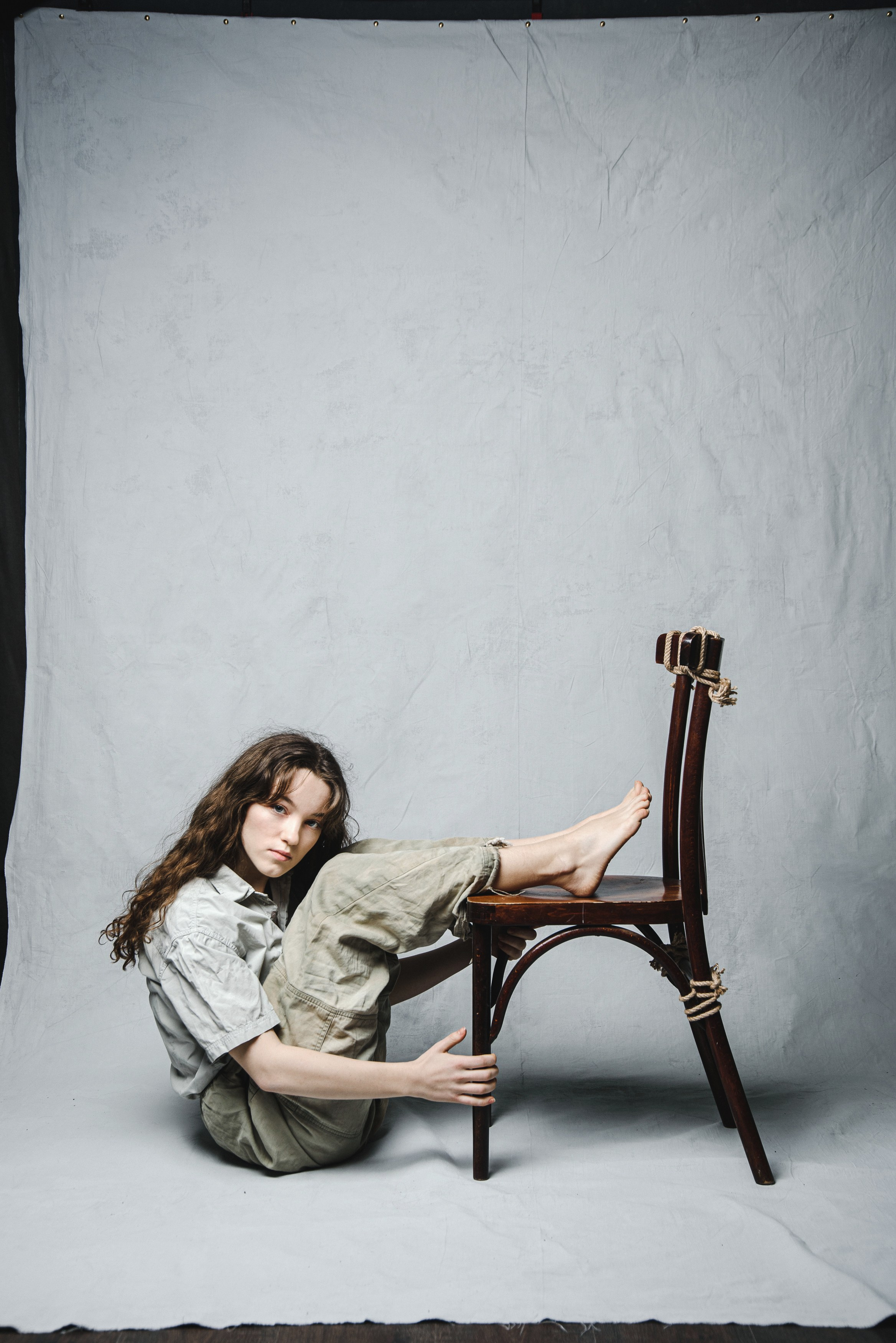 Нина в НЕМЕСТЕ. Фотограф Денис Неместо, портрет, репортаж